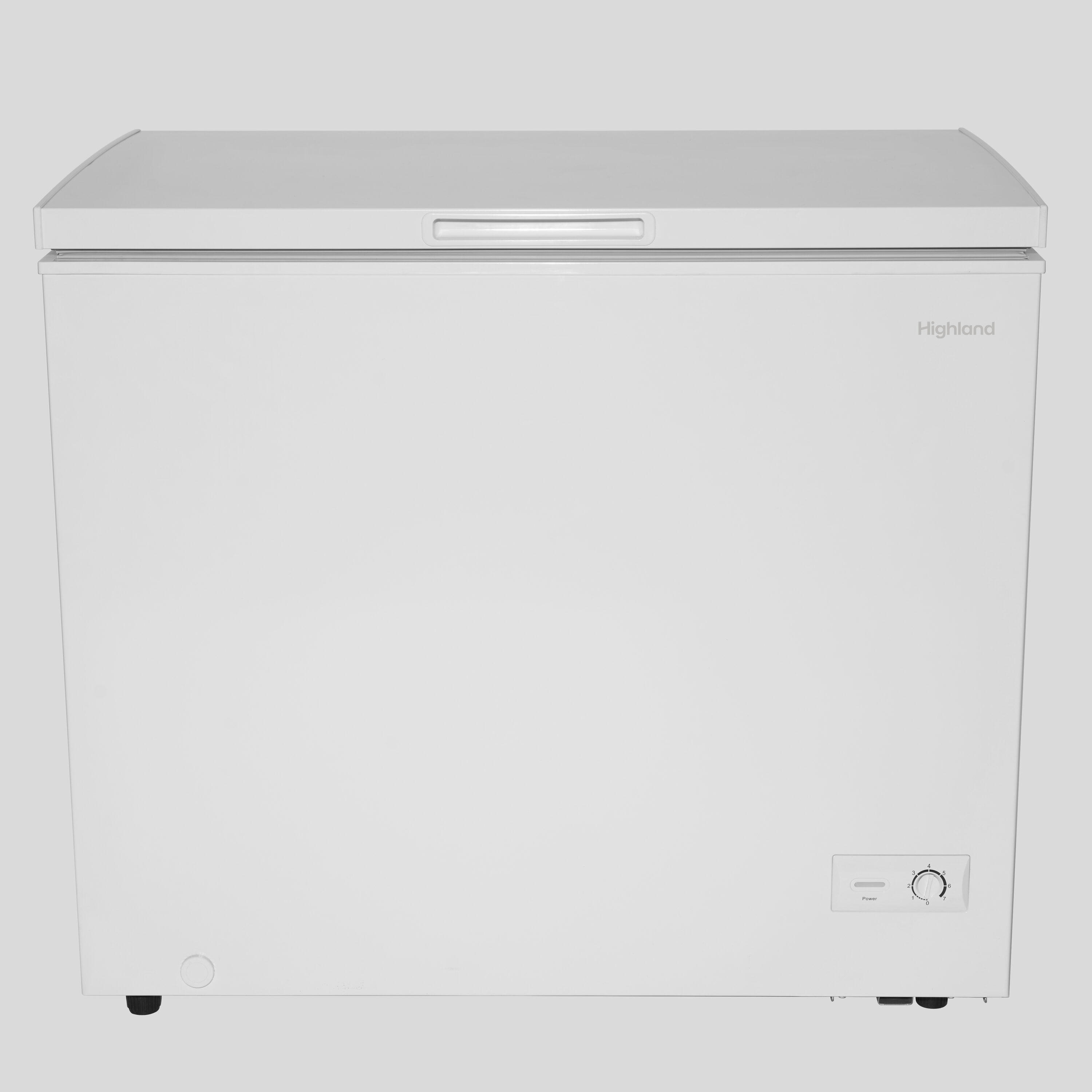 Highland 8 2 cu ft Manual Defrost Chest Freezer White