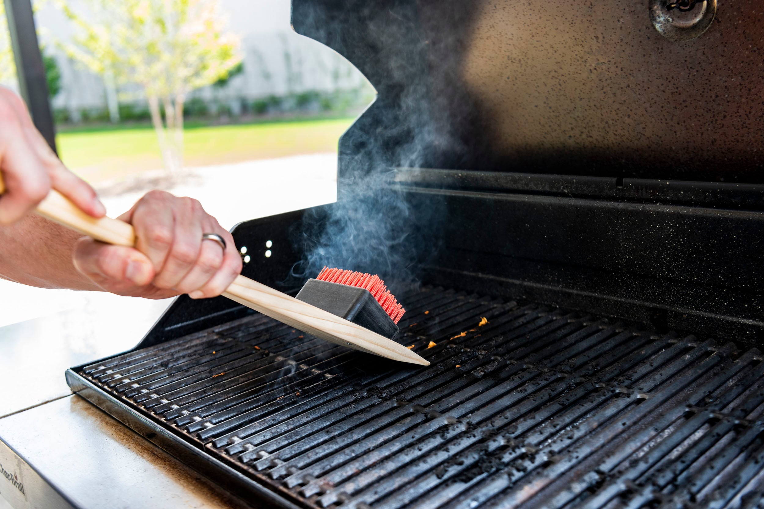 Charbroil Safer Wood Grill brush with 20-in Wood Handle