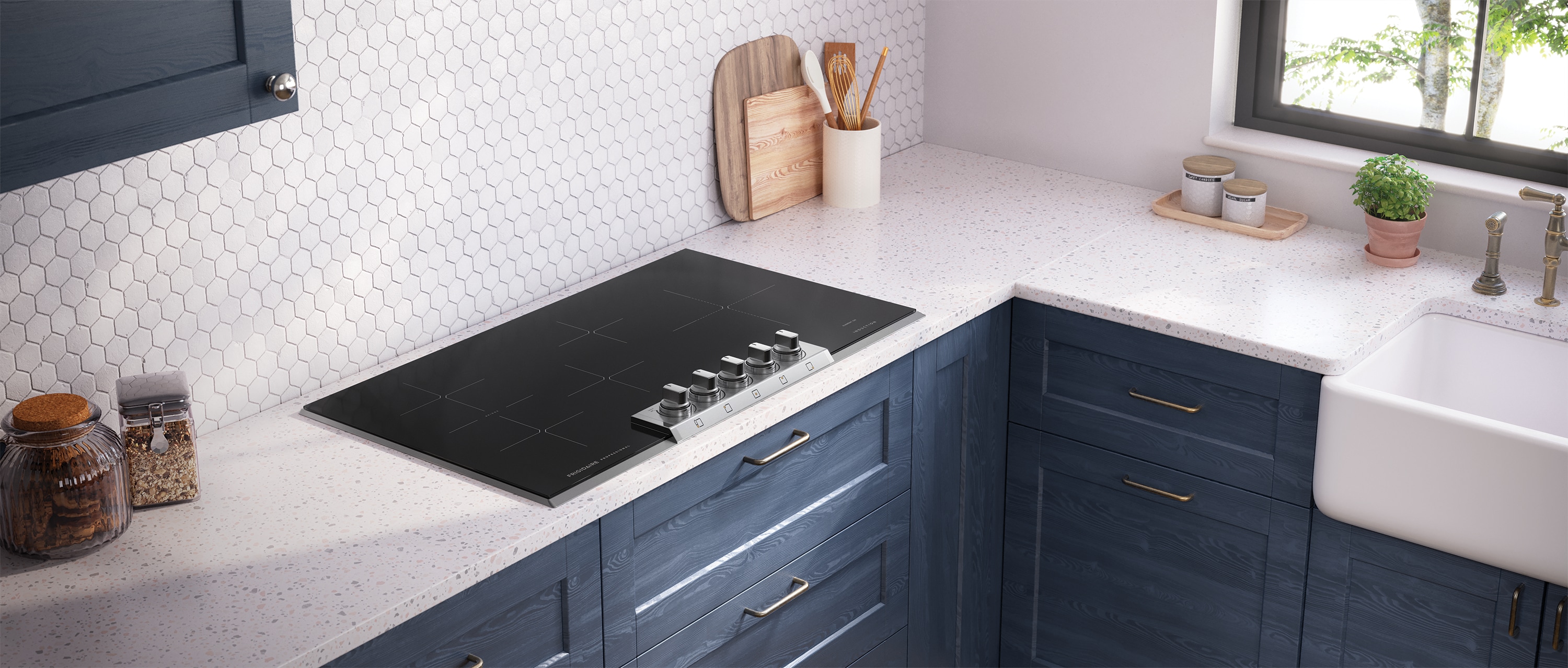 Frigidaire Professional 36-in 5 burners Stainless steel Induction Cooktop with Bridge Element