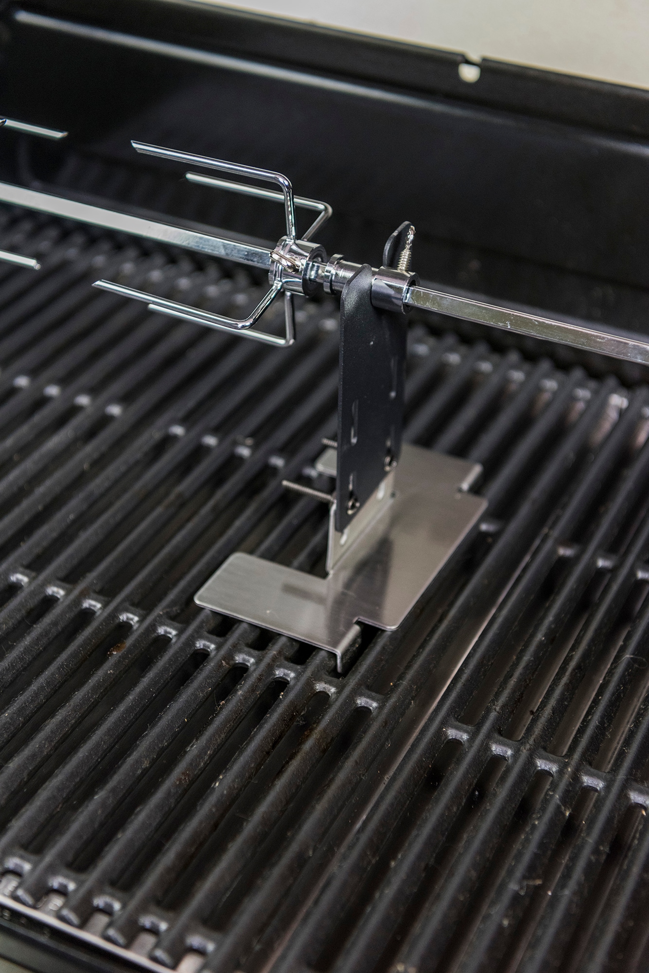 Charbroil 26.7-in Steel Grill Rotisserie