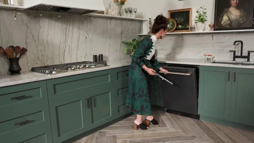 GE 36 in Ducted Stainless Steel Undercabinet Range Hood Insert Common 36 in Actual 34 375 in