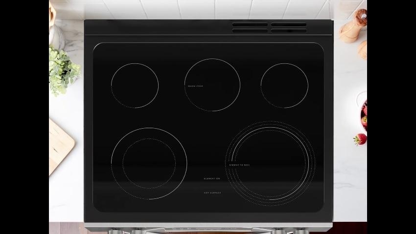 Frigidaire 30-in Glass Top 5 burners 5.3-cu ft Air Fry Convection Oven Freestanding Electric Range Black Stainless Steel )