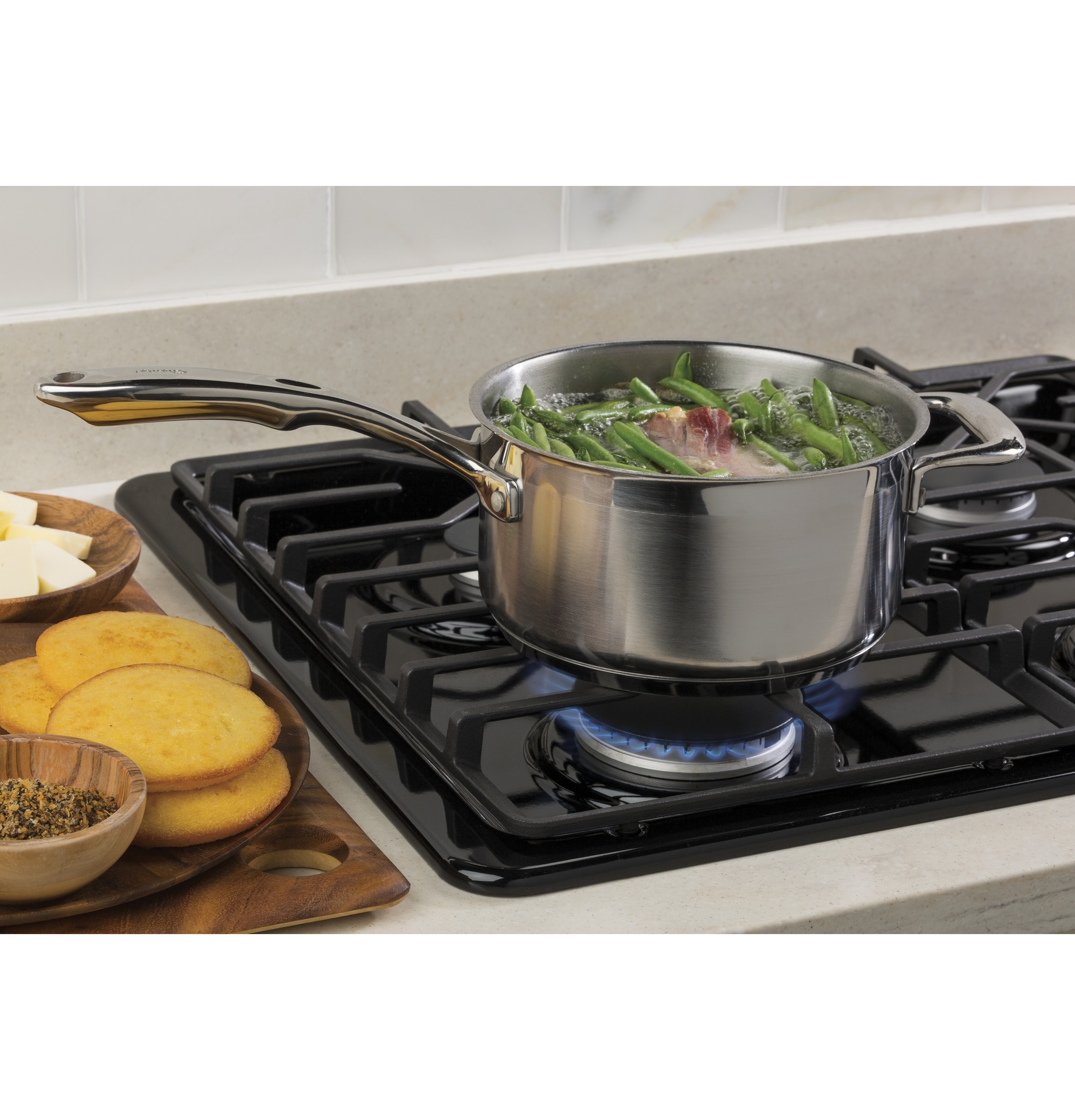 GE 30-in 4 burners Black Gas Cooktop