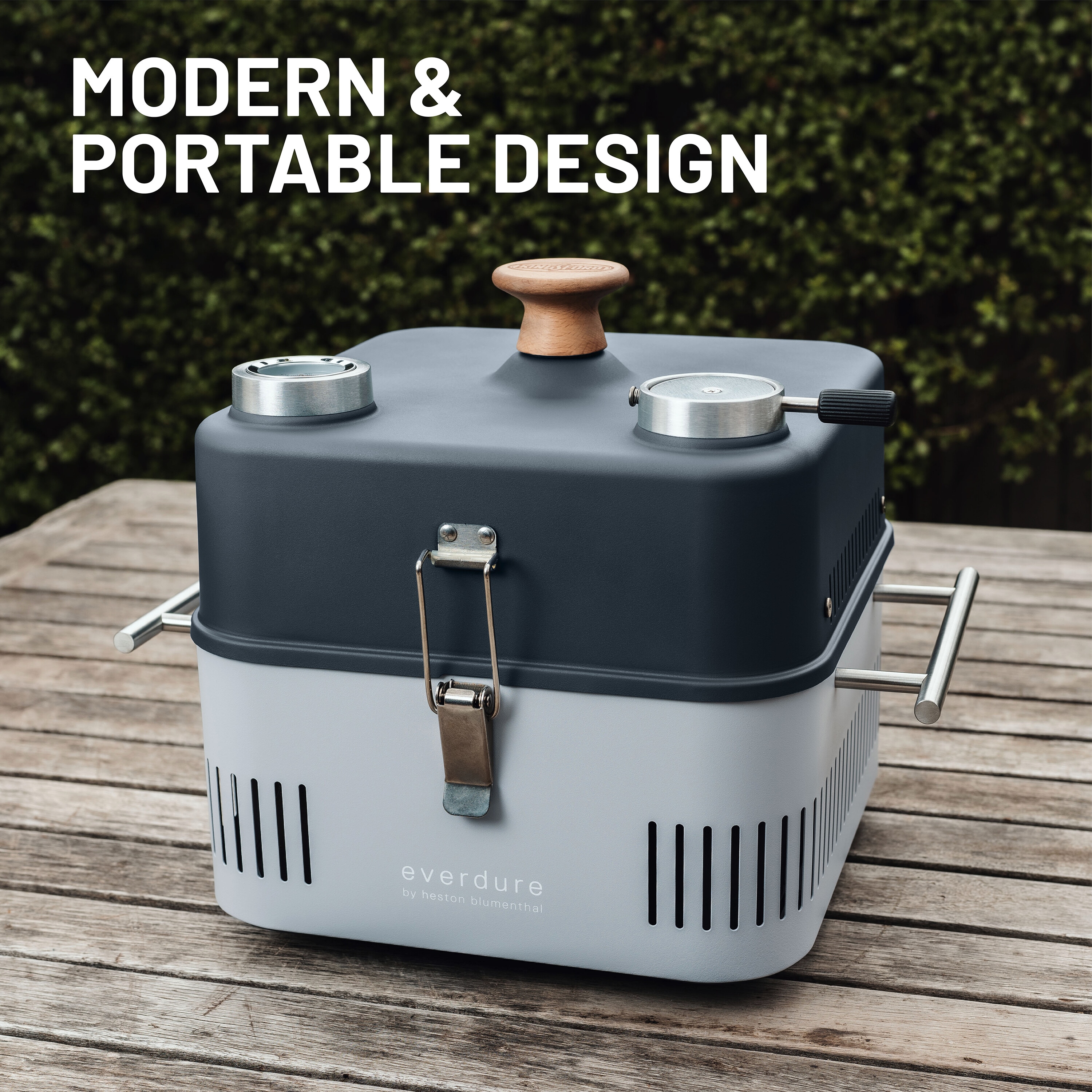 Kingsford Grill Kit with 4lb KFD Charcoal and Grilling Tools 17.21-Sq. in Gray Portable Charcoal Grill