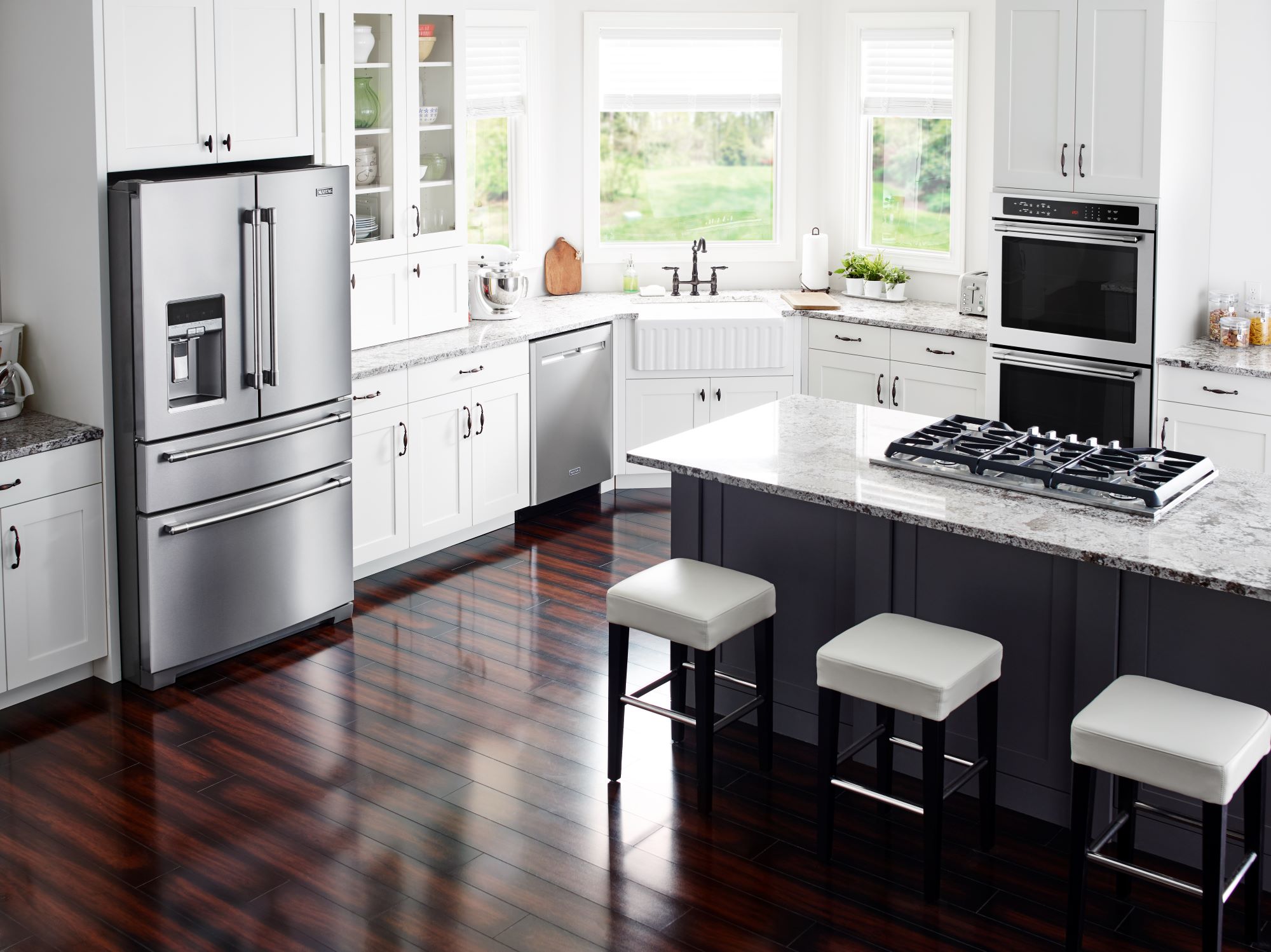 Whirlpool 36 in Telescoping Stainless Steel Downdraft Range Hood