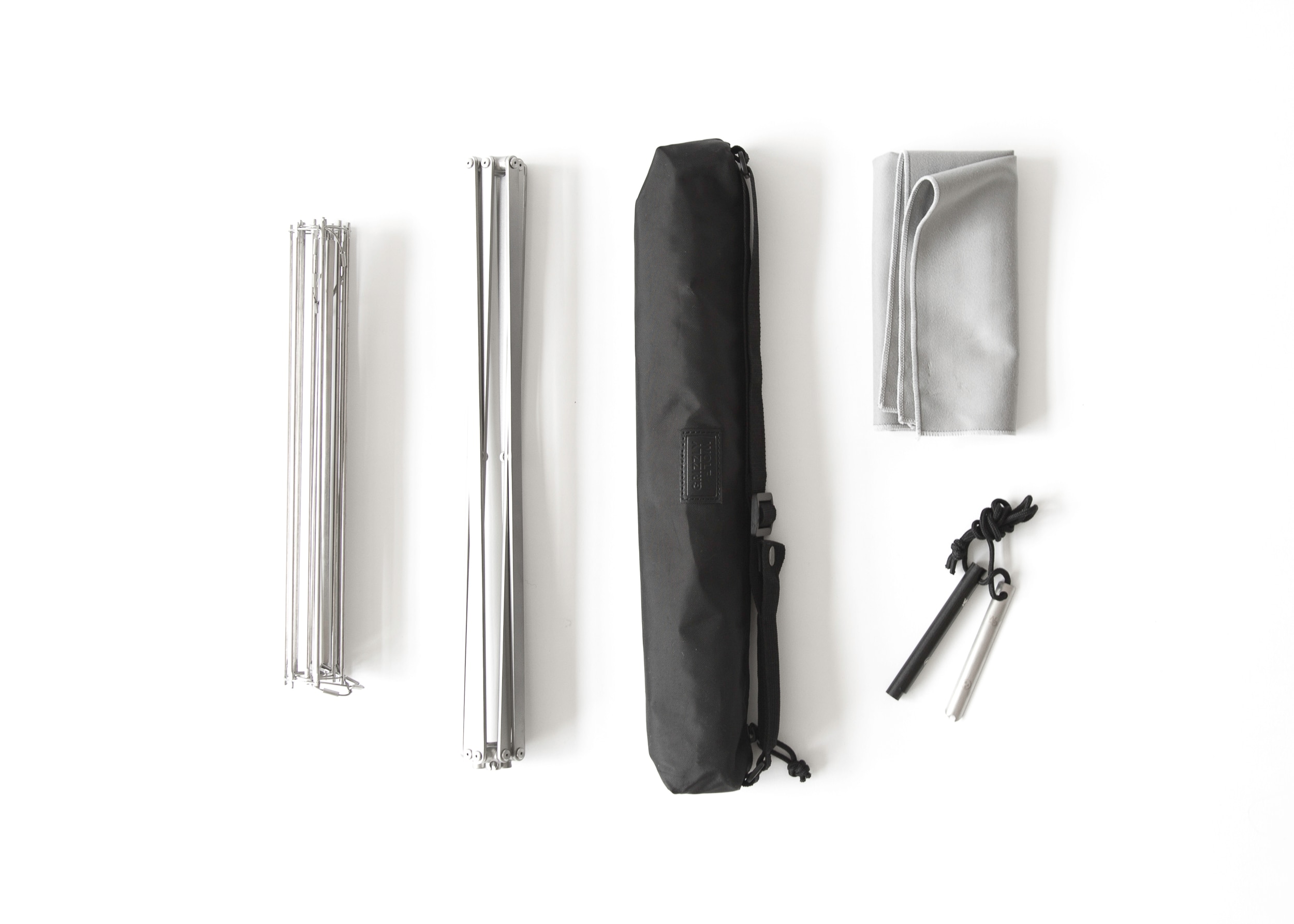 Wolf and Grizzly Grill M1 with Fire Set 119-Sq. in Stainless steel Portable Charcoal Grill