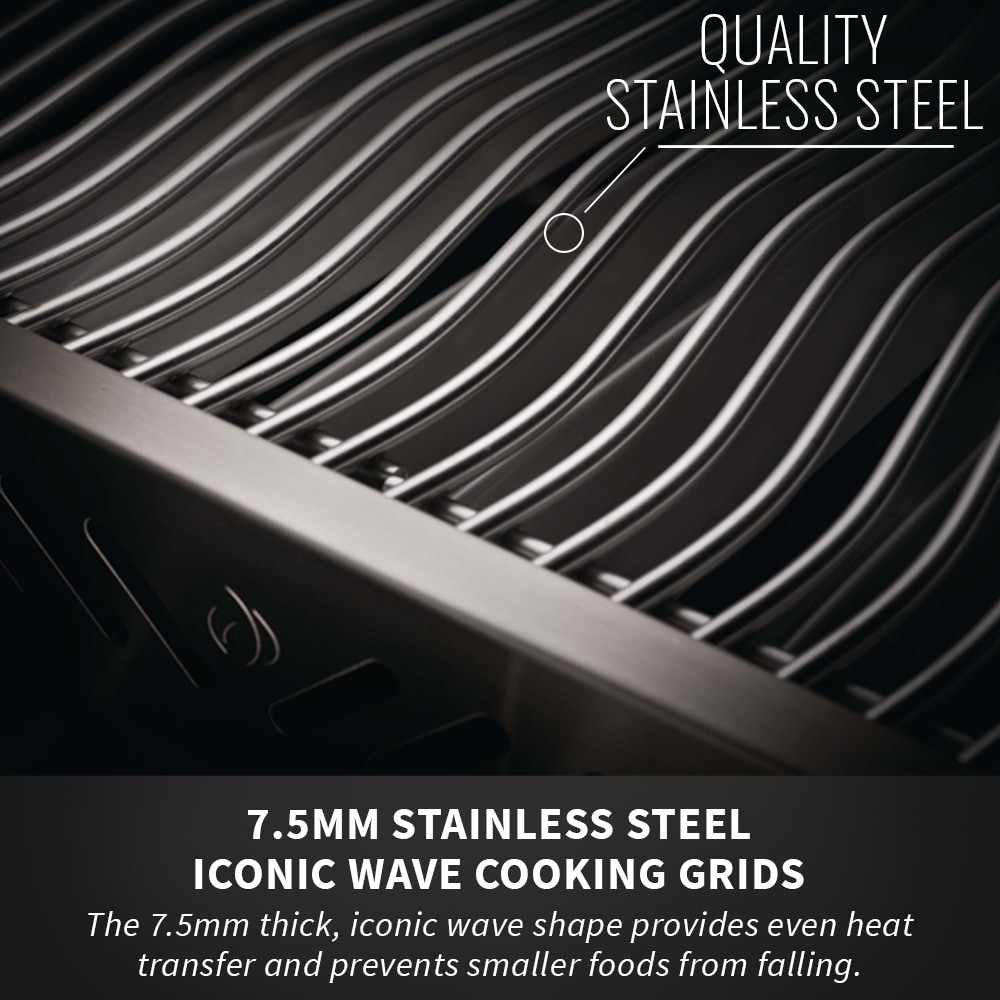 NAPOLEON Prestige 665 Stainless Steel 5 -Burner Liquid Propane Gas Grill