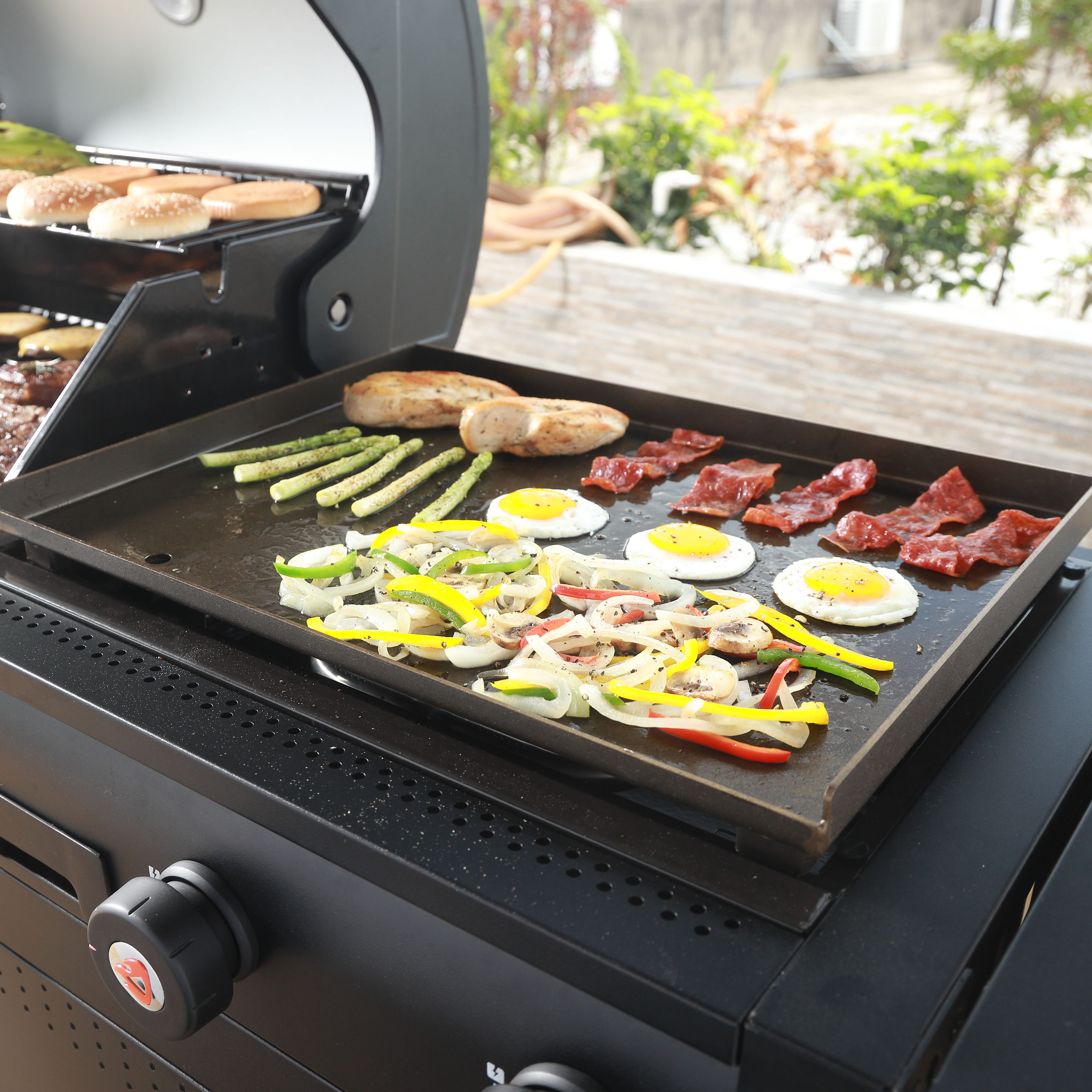 BakerStone Original Series Black 4 -Burner Liquid Propane and Natural Gas Grill 2 -Side Burner