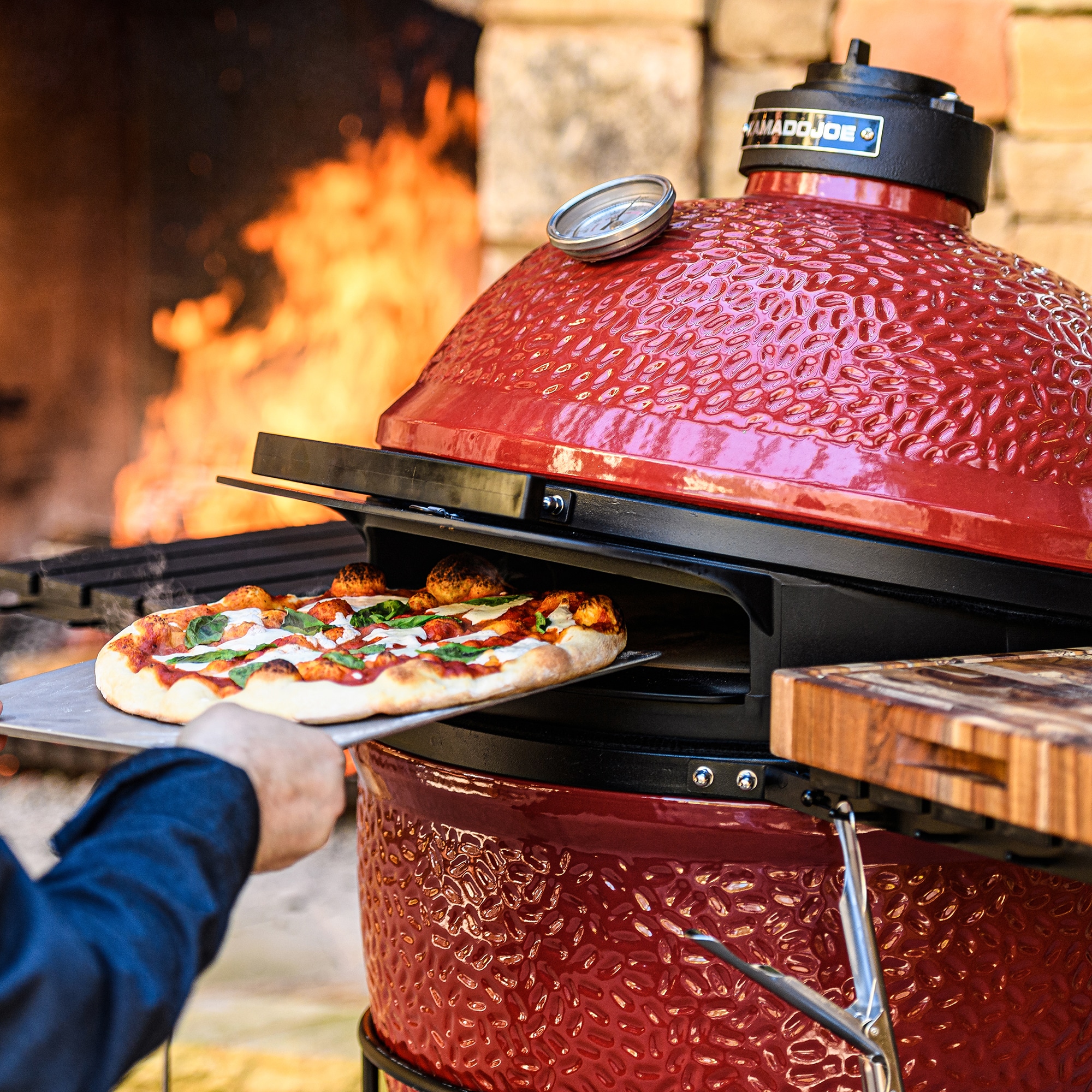 Kamado Joe Classic Joe Aluminum Attachable pizza oven
