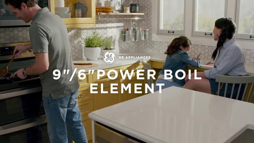 GE 30-in Glass Top 5 burners 4.4-cu ft / 2.2-cu ft Air Fry Convection Oven Slide-In Double Oven Electric Range ( Stainless Steel )