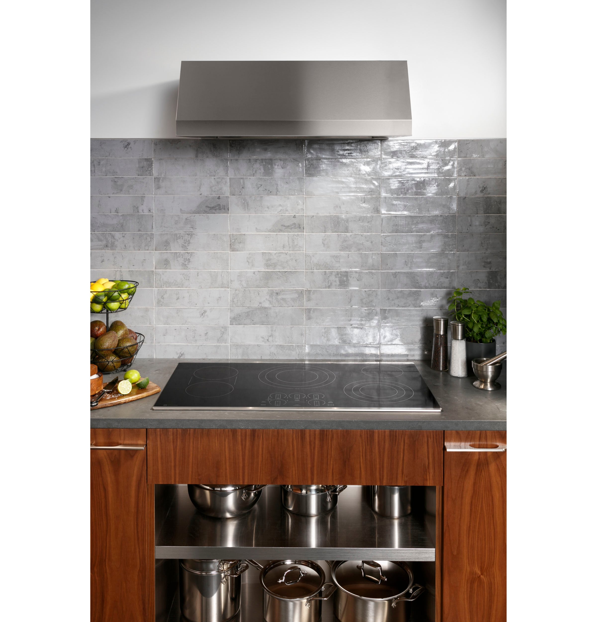 GE Profile 36-in 5 burners Smooth Surface (Radiant) Stainless steel Smart Compatible Electric Cooktop
