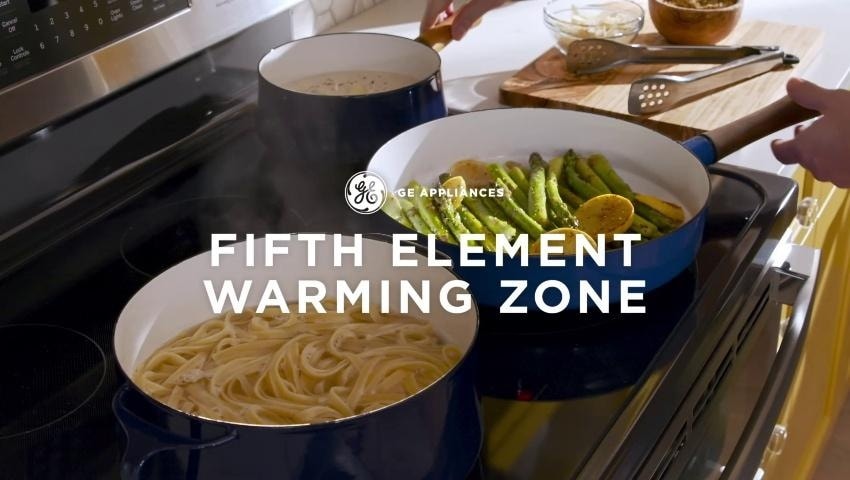 GE 30-in Glass Top 5 burners 4.4-cu ft / 2.2-cu ft Air Fry Convection Oven Freestanding Double Oven Electric Range ( Stainless Steel )