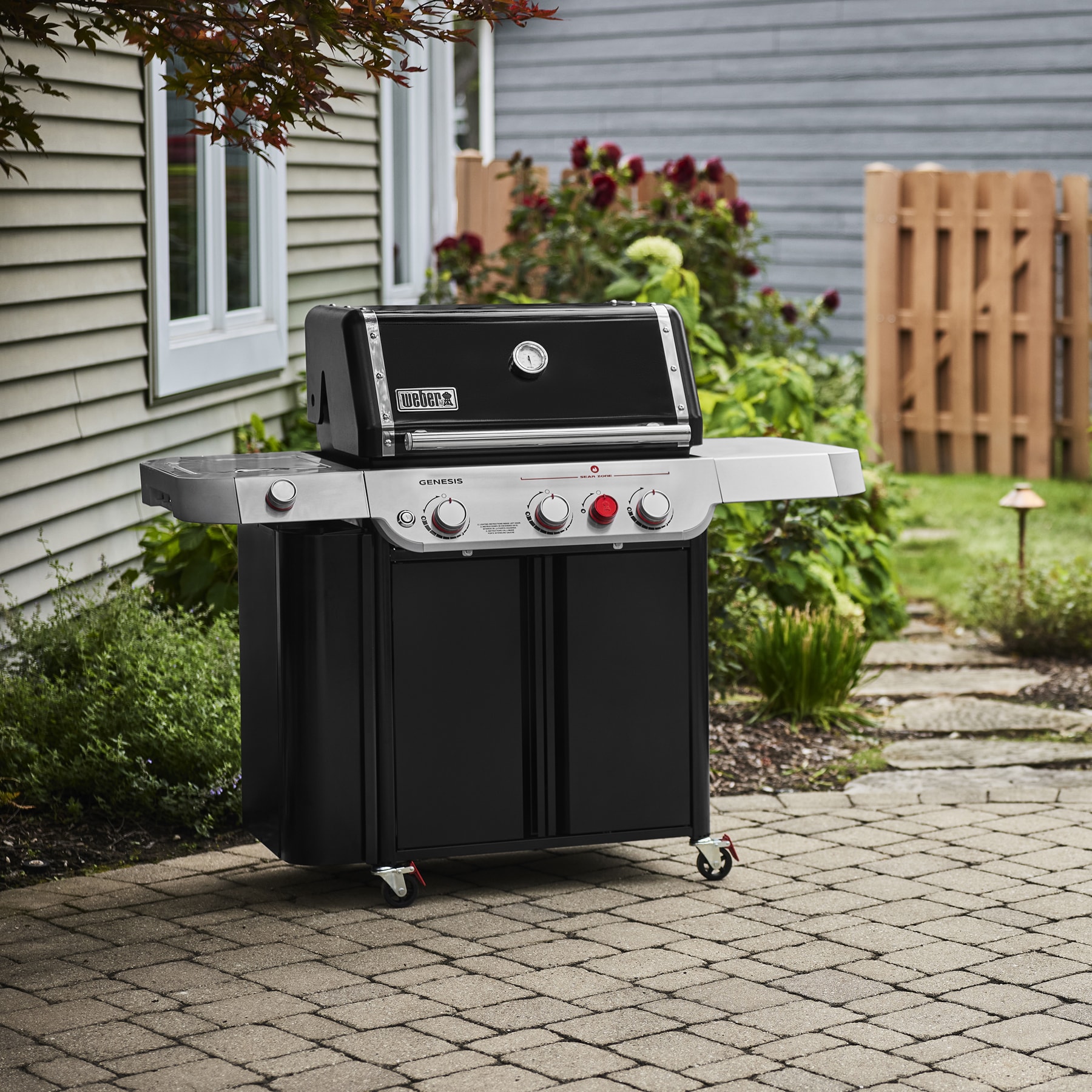 Weber Genesis E-330 Black 3 -Burner Liquid Propane Gas Grill
