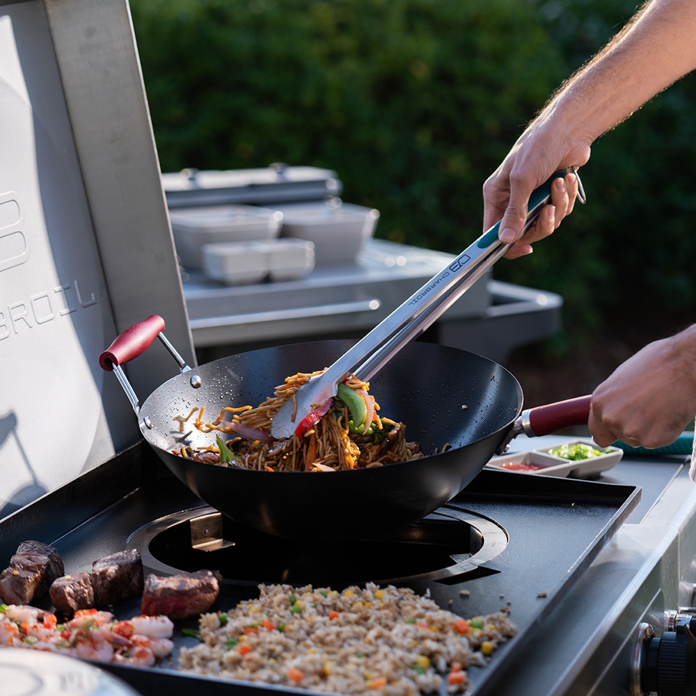 Charbroil Versa-Tile 5-in-1 Cooking Station 3 -Burner Liquid propane Flat Top Grill