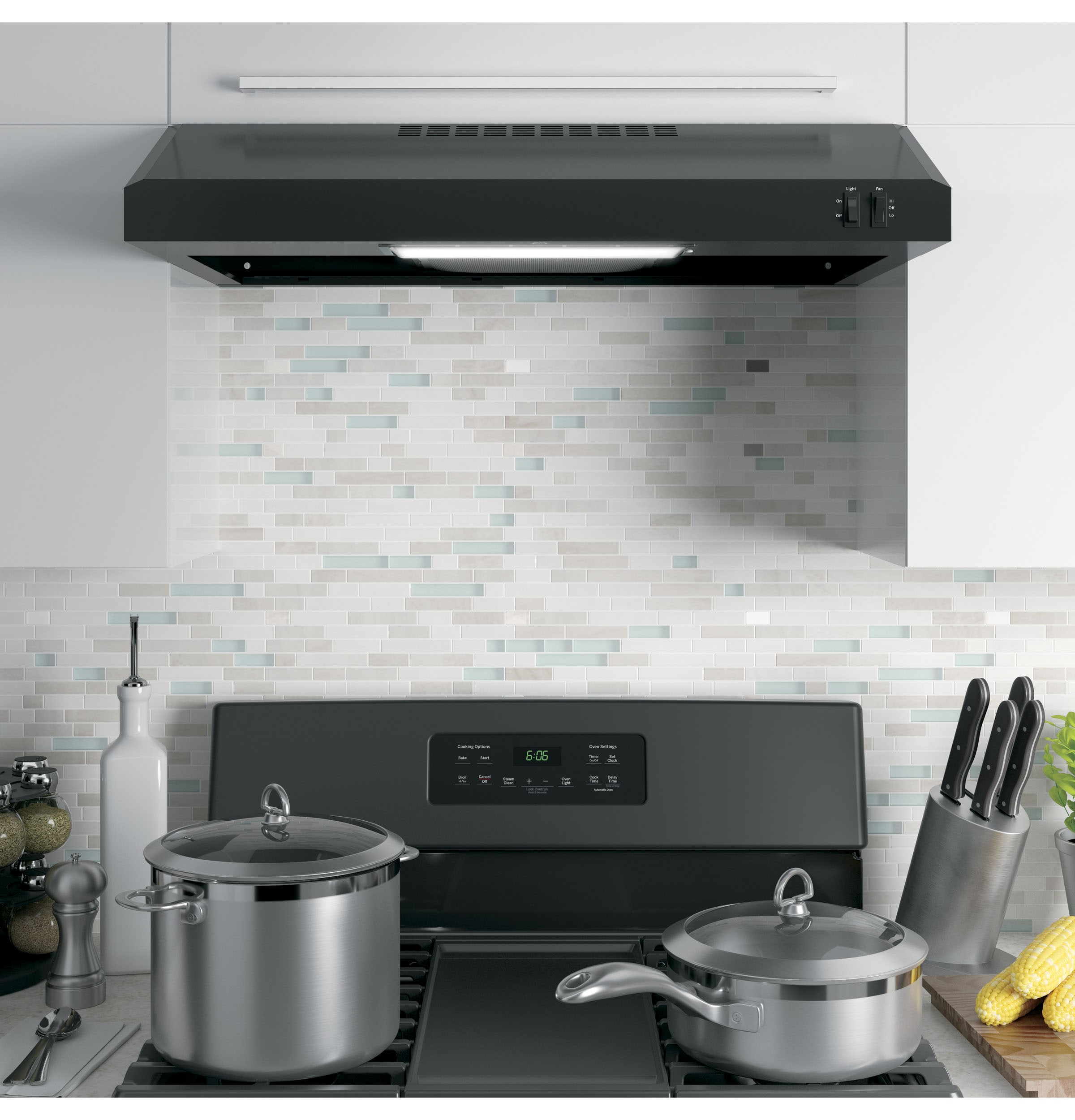GE 30 in Ducted Black Undercabinet Range Hood Common 30 in Actual 29 875 in