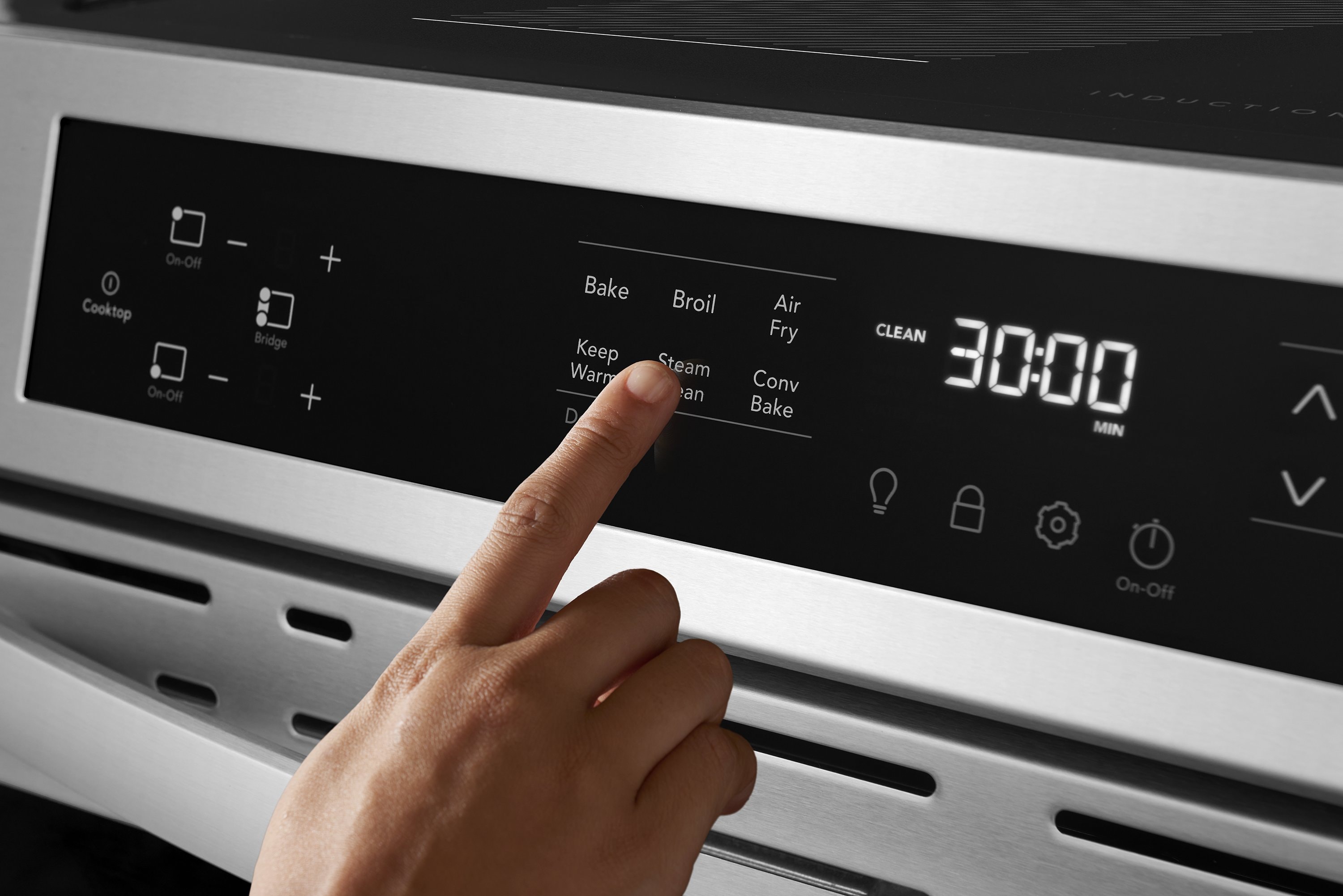 Frigidaire 30-in 4 Burners 5.3-cu ft Air Fry Convection Oven Slide-in Single Induction Range (Sterling Silver)