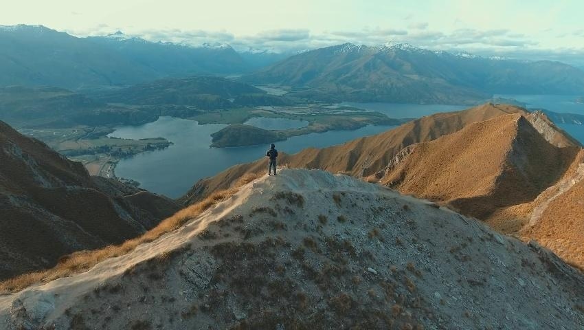 Broan 30 in Convertible Stainless Steel with Black Glass Wall Mounted Range Hood with Charcoal Filter