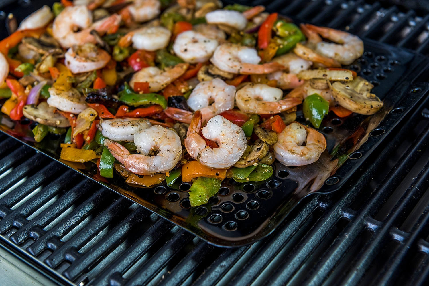 Charbroil Porcelain-Coated Metal Non-Stick Grill sheet(s)