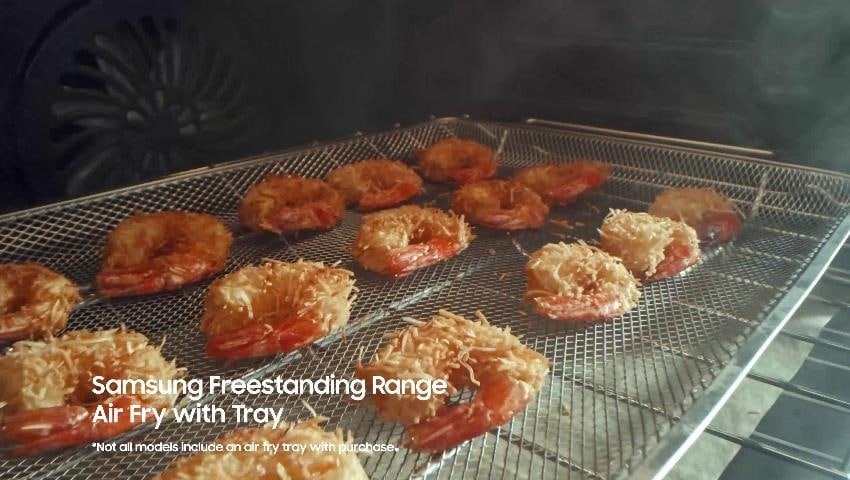 Samsung 30-in 5 burners 6.0-cu ft Air Fry Convection Oven Freestanding Natural Gas Range ( Fingerprint Resistant Black Stainless Steel )