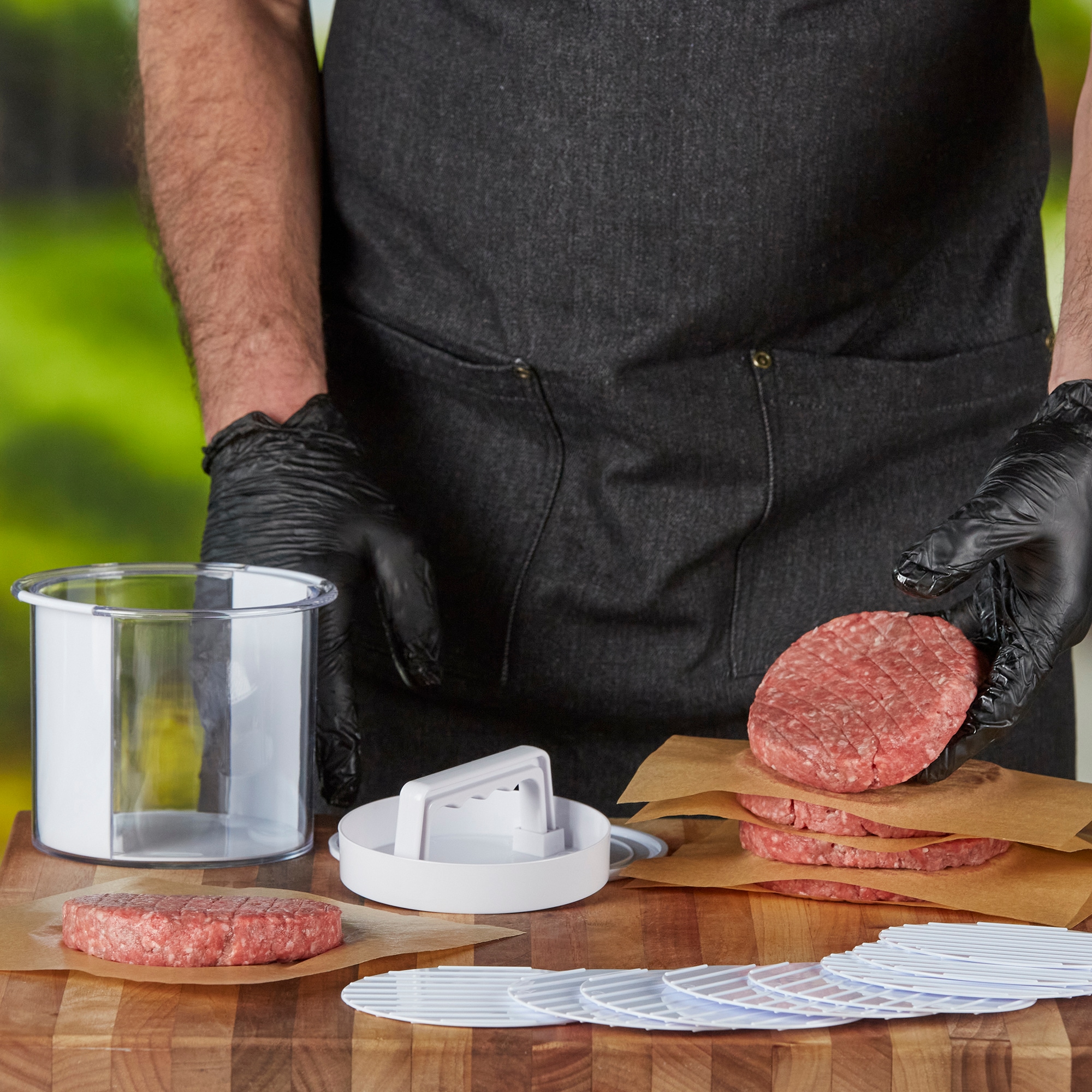 Mr. Bar-B-Q Plastic Stuffed burger set