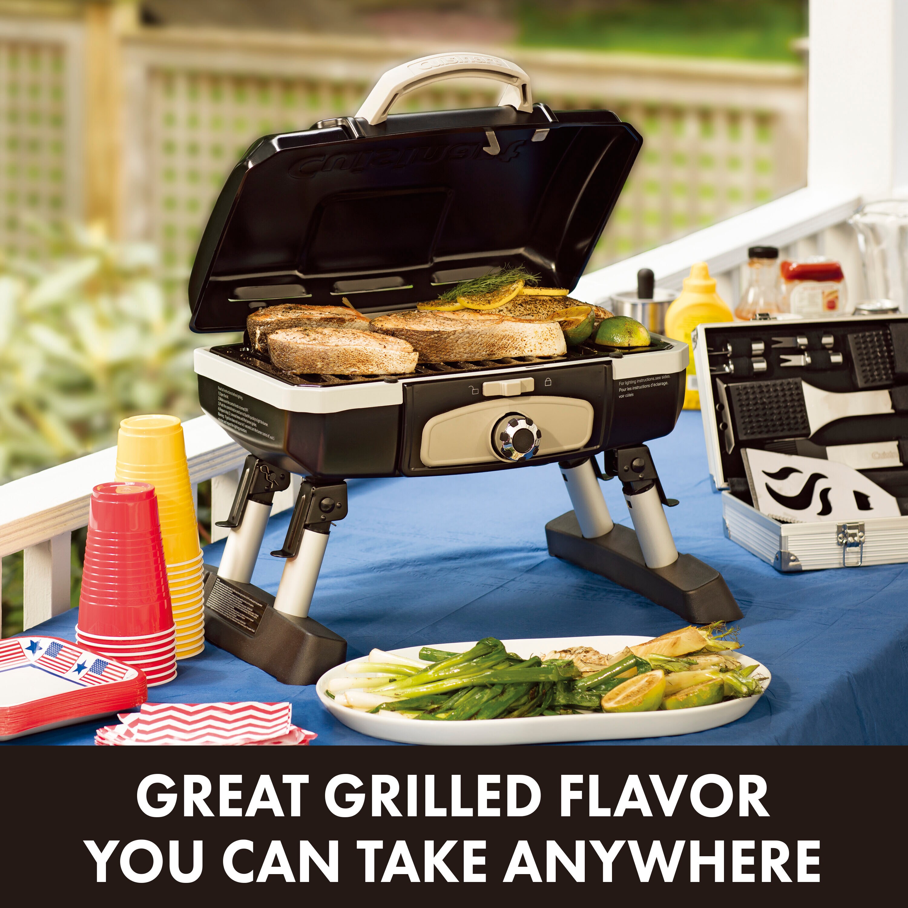 Cuisinart 150-Sq. in Black Portable Liquid propane Grill