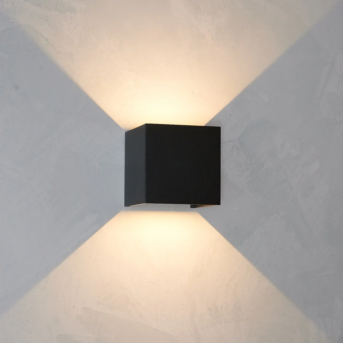 Cubus Wandleuchte schwarz
