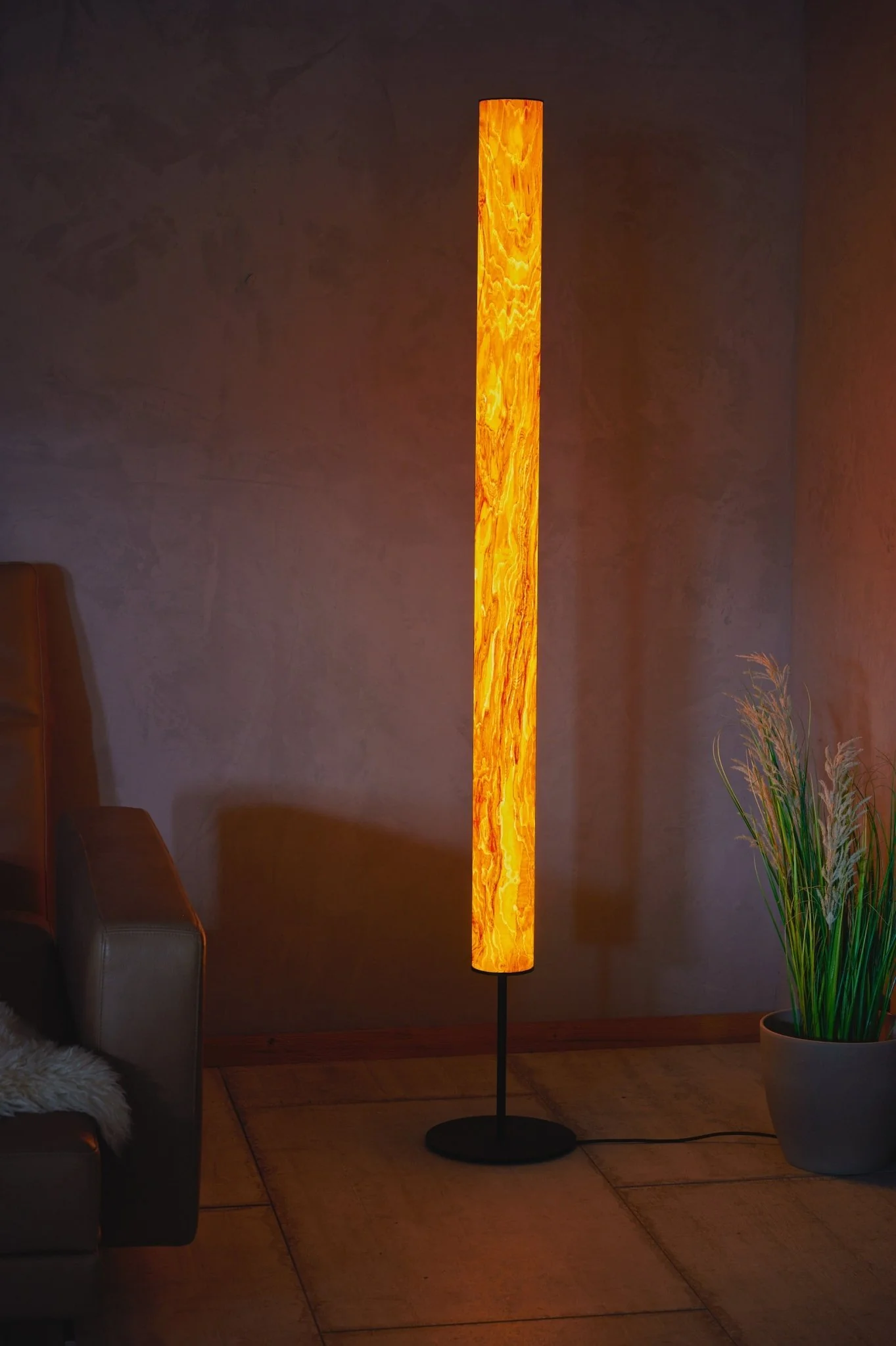 Columna Stehlampe Olivesche Maser mit Stab