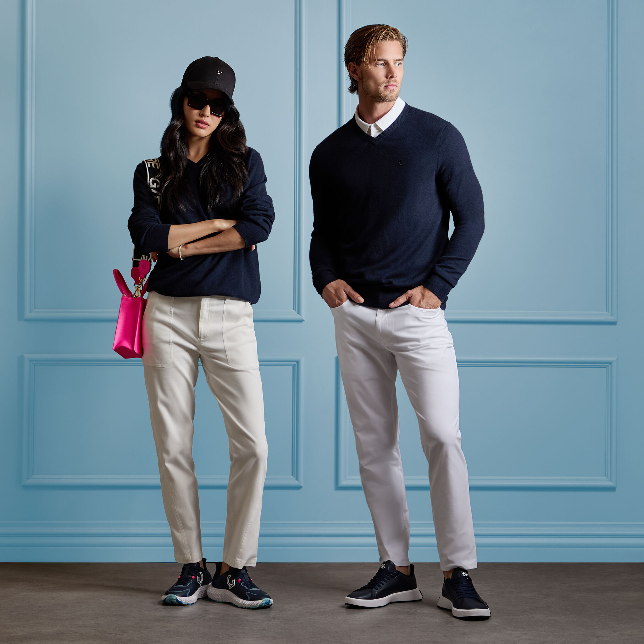 VERSE V NECK CASHMERE SWEATER