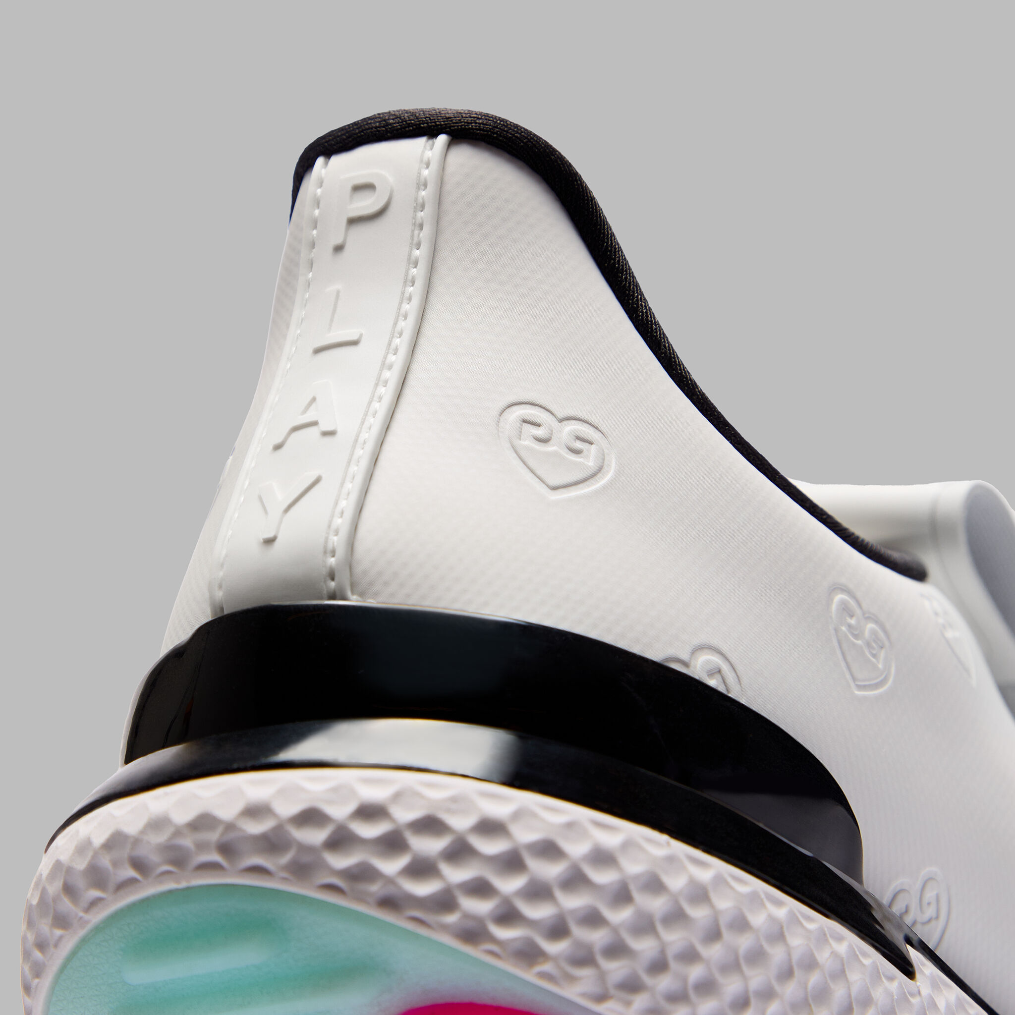 WOMEN'S GALLIVAN2R DEBOSSED HEART G'S KILTIE GOLF SHOE