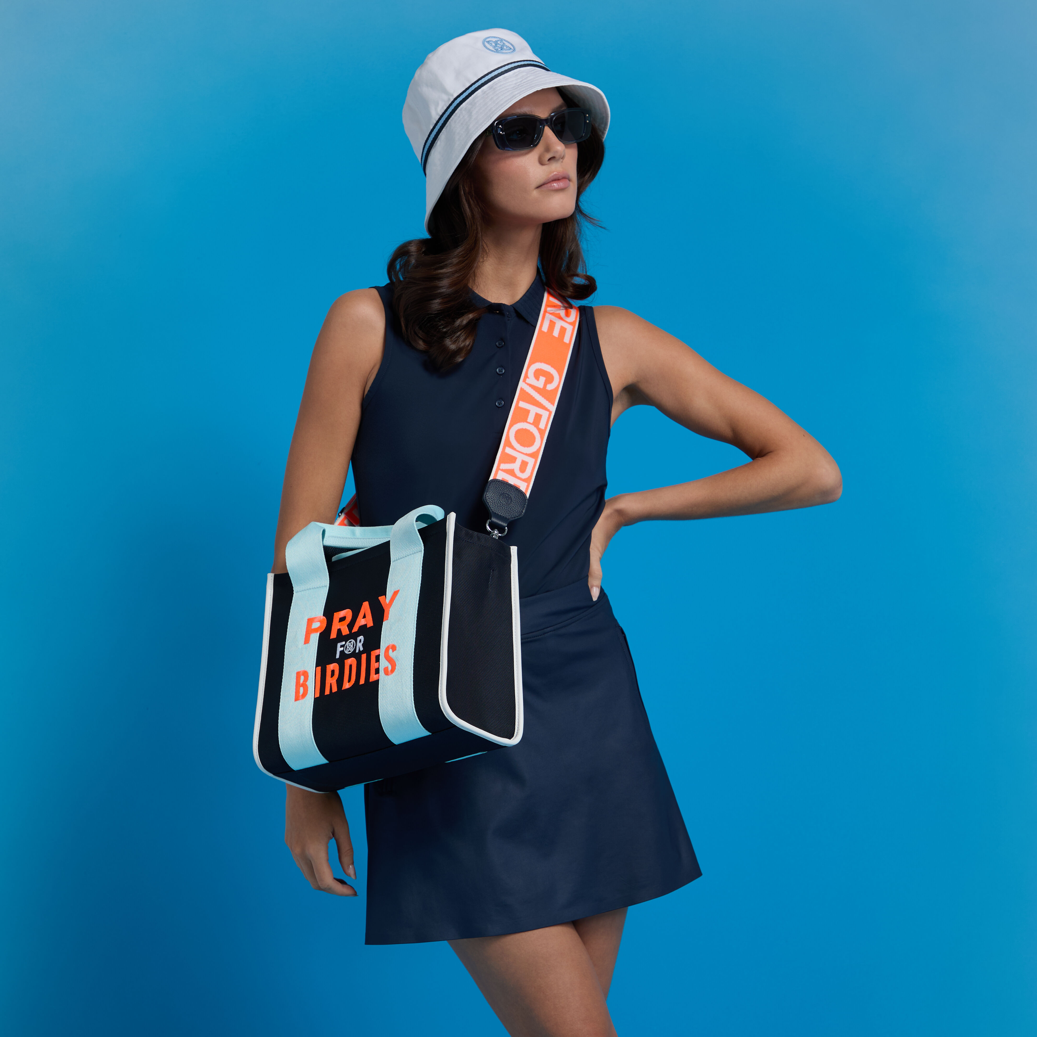 PRAY FOR BIRDIES CANVAS SQUARE BAG