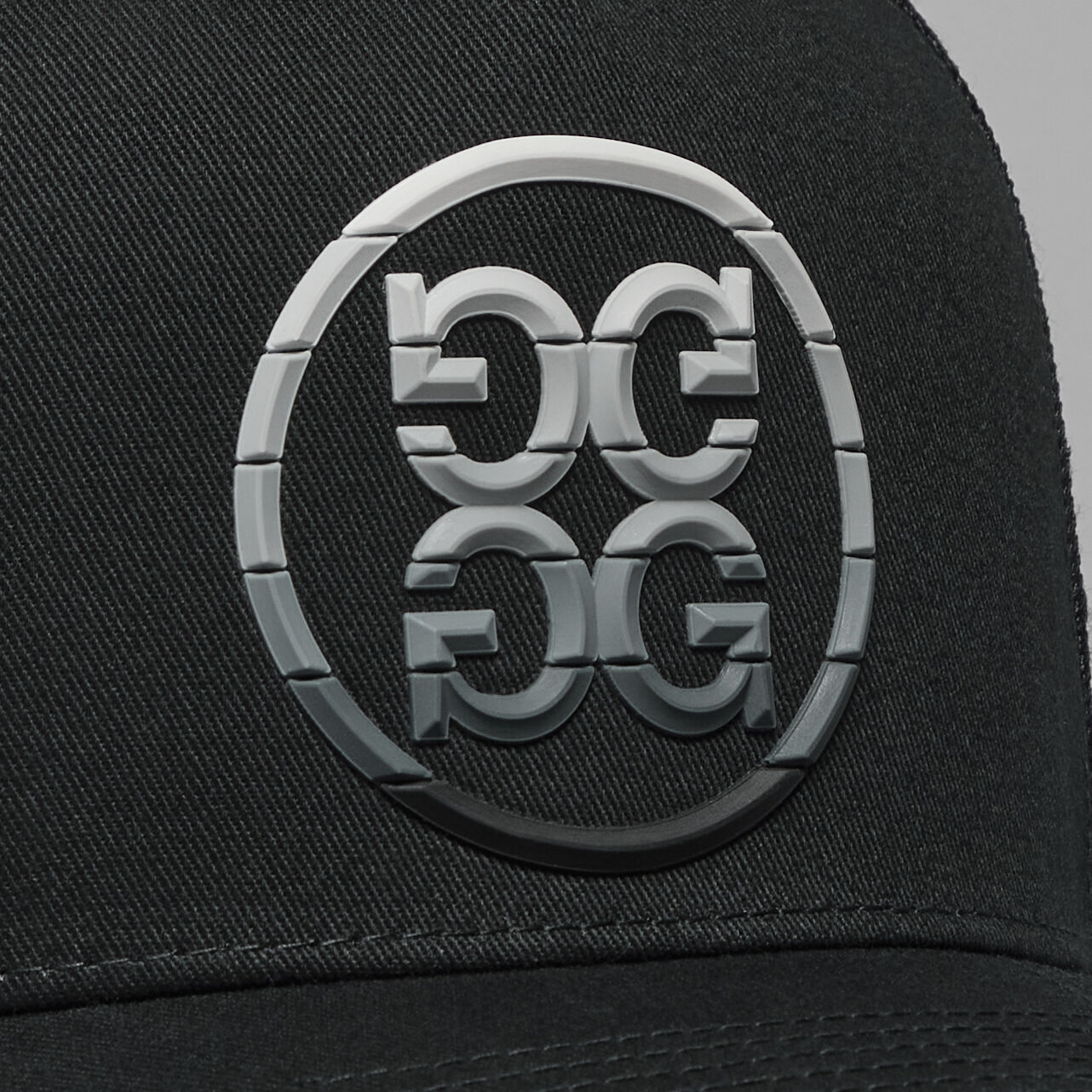 GRADIENT CIRCLE G'S COTTON TWILL TRUCKER HAT