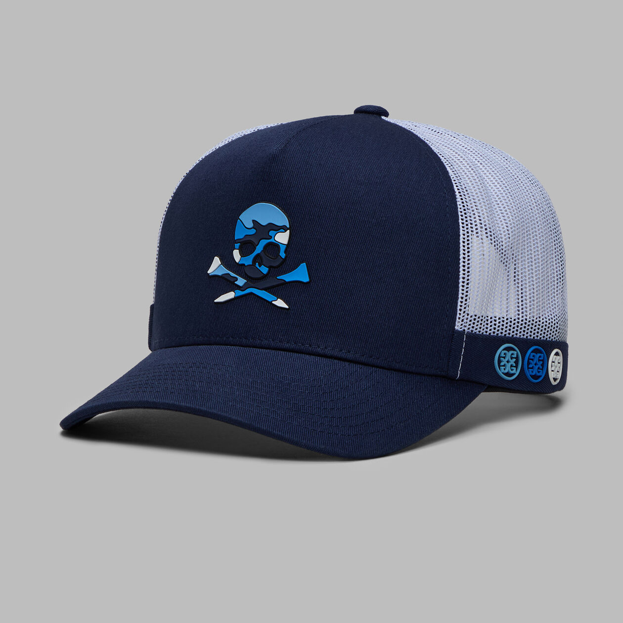 CAMO SKULL & TEES TRUCKER HAT