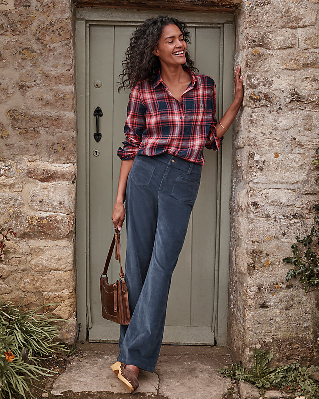 Veronica Flare Corduroy Pants