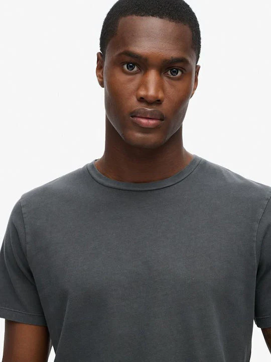 Classic Essential T-Shirt