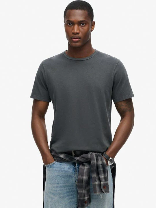 Classic Essential T-Shirt