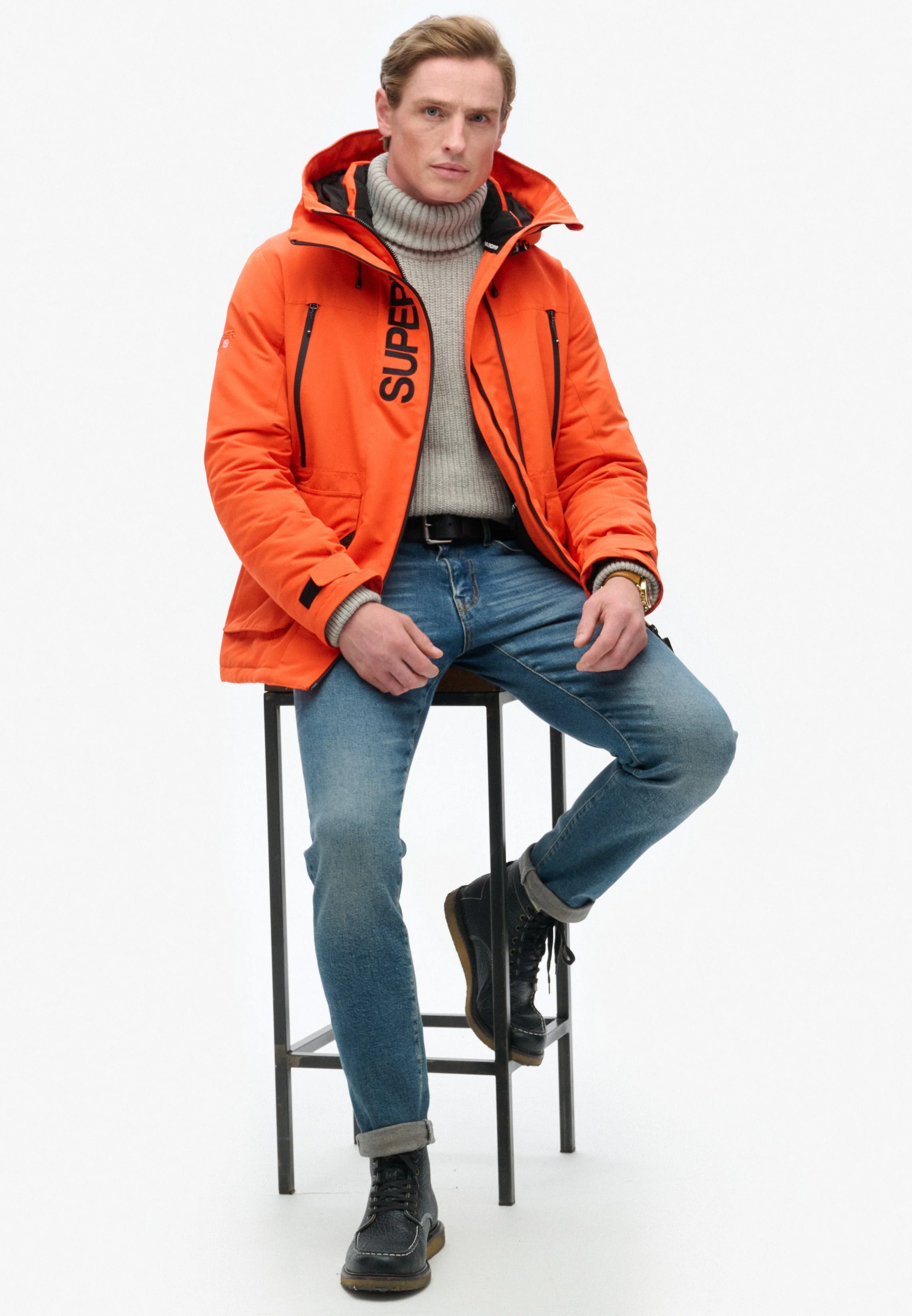 Hood Ultimate Emb Windbreaker