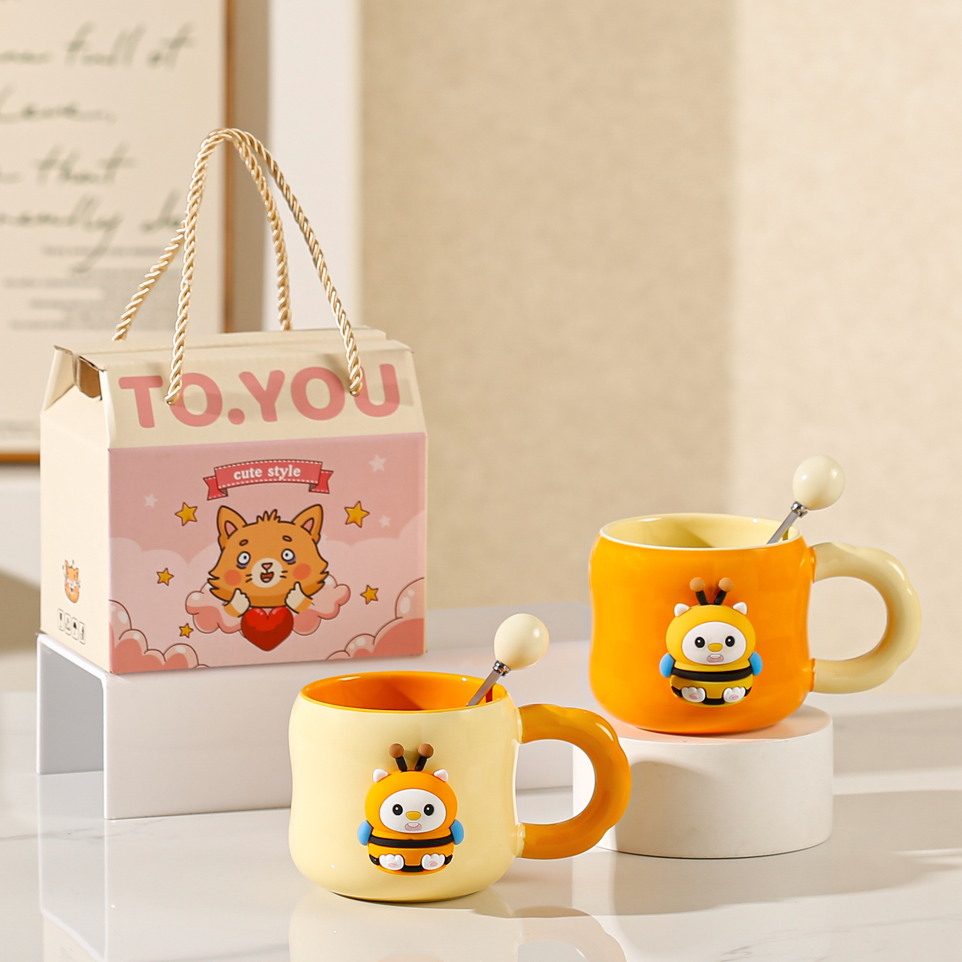 Bee Cartoon Mug