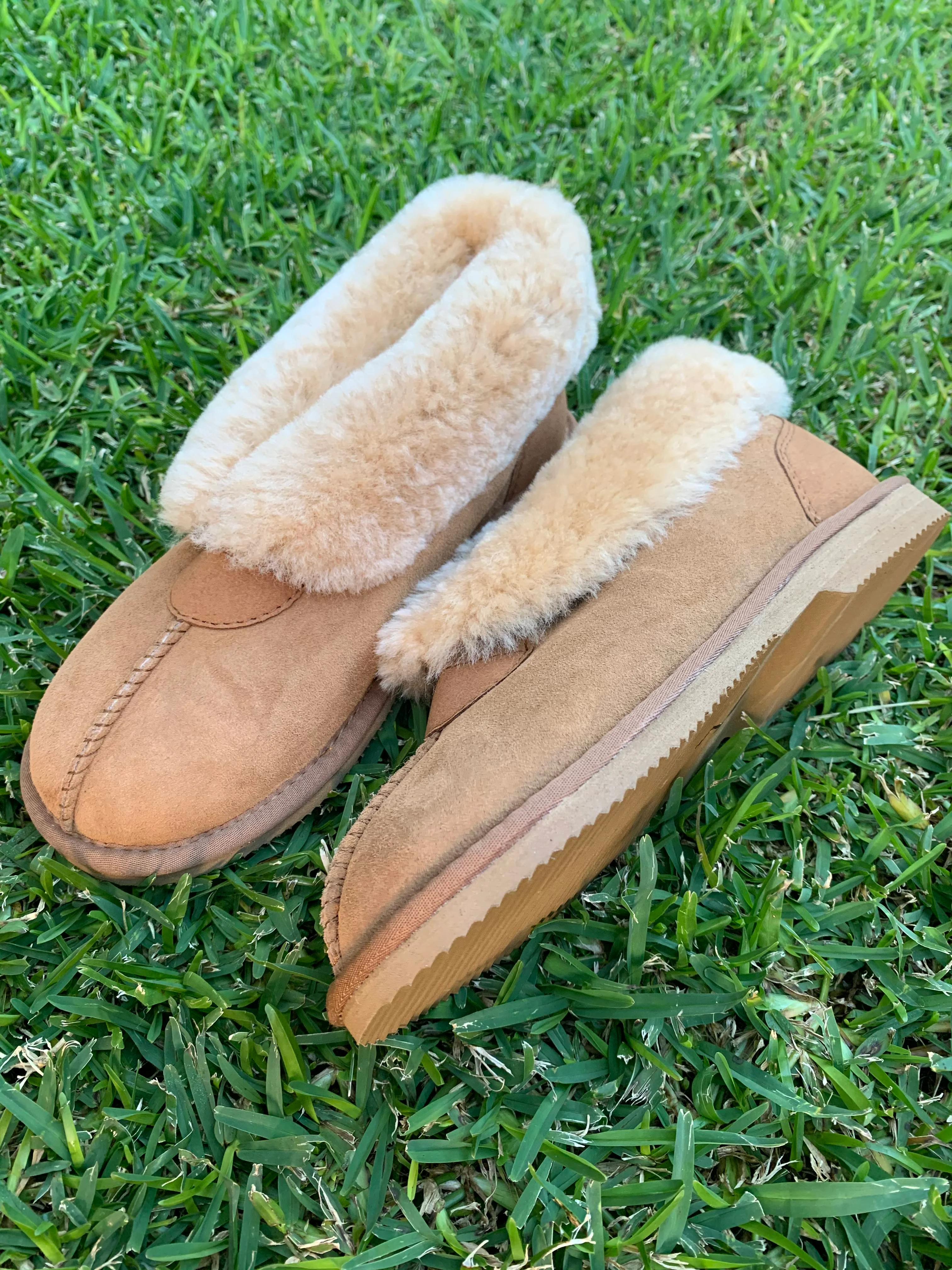 PRINCESS UGG SLIPPERS - 100% AUSTRALIAN SHEEPSKIN INDOOR SLIPPERS -  Camel - Sheepskin Ugg Boots