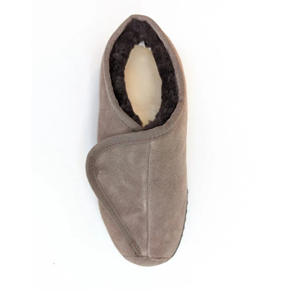 Fred Velcro Slippers - Sheepskin Ugg Boots