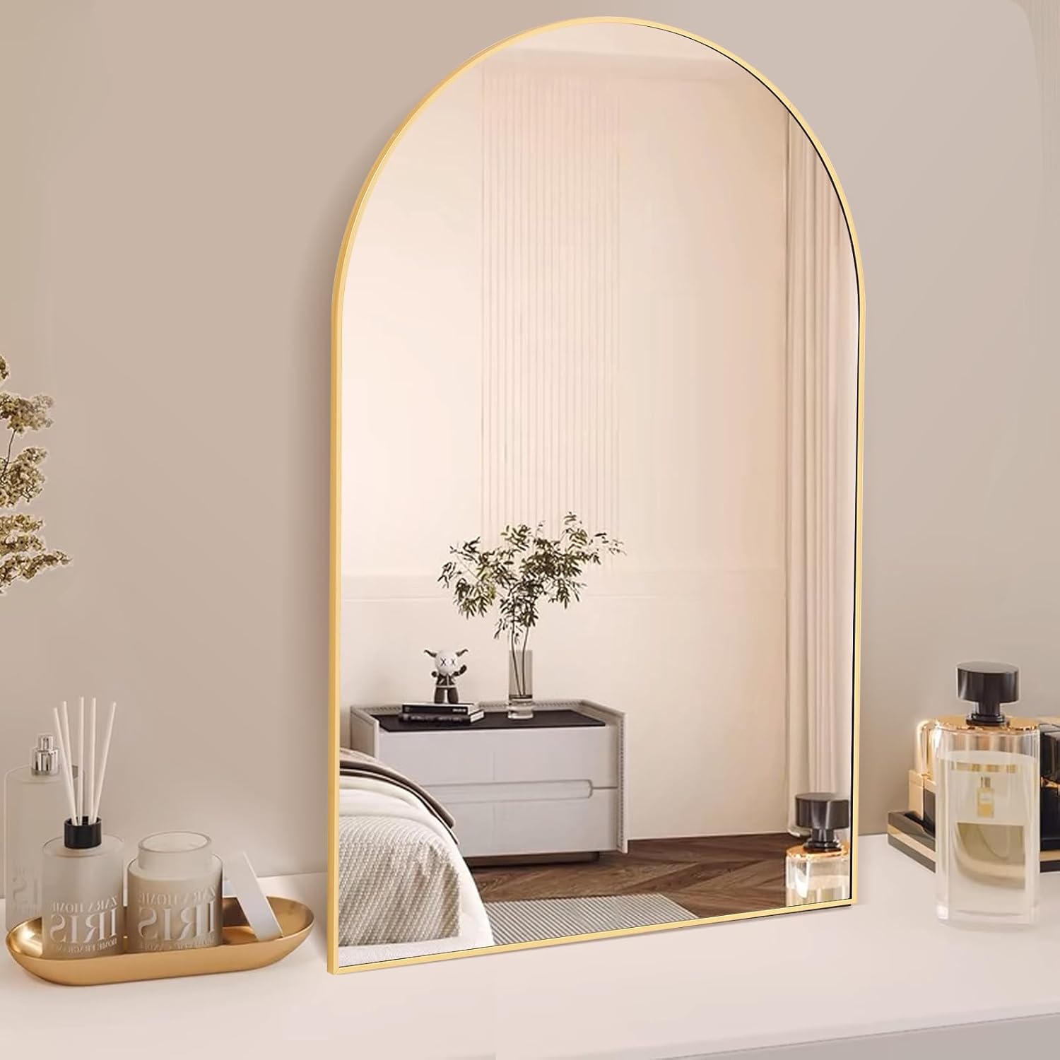 Arched Gold Bathroom Mirror,24 x 36 Inch Arch Wall Mirror with Aluminum Alloy Frame,Vanity Modern Tempered Glass Mirror for Bedroom,Entryway,Living Room (24x36 Inch, Gold)