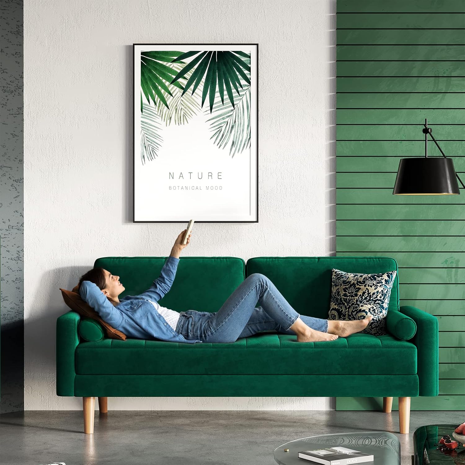 Vesgantti 70 inch Velvet Sofa Couch, Mid-Century Modern Couches for Living Room, 3 Seater Couches with 2 Pillows, Button Tufted Sofa for Bedroom Office Apartment, Green