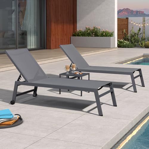 PURPLE LEAF Outdoor Chaise Lounge Set for 2 Aluminum Patio Chaise Lounger Chair with Armrest Adjustable Pool Chaise Lounge Chair for Beach Yard Poolside Table Included, Sand Beige