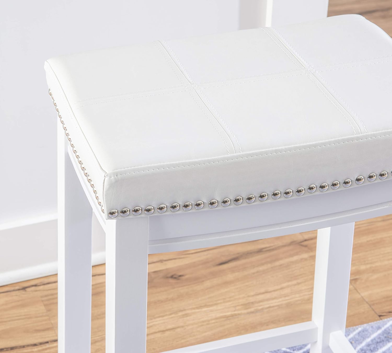 Linon Claridge White 32.25