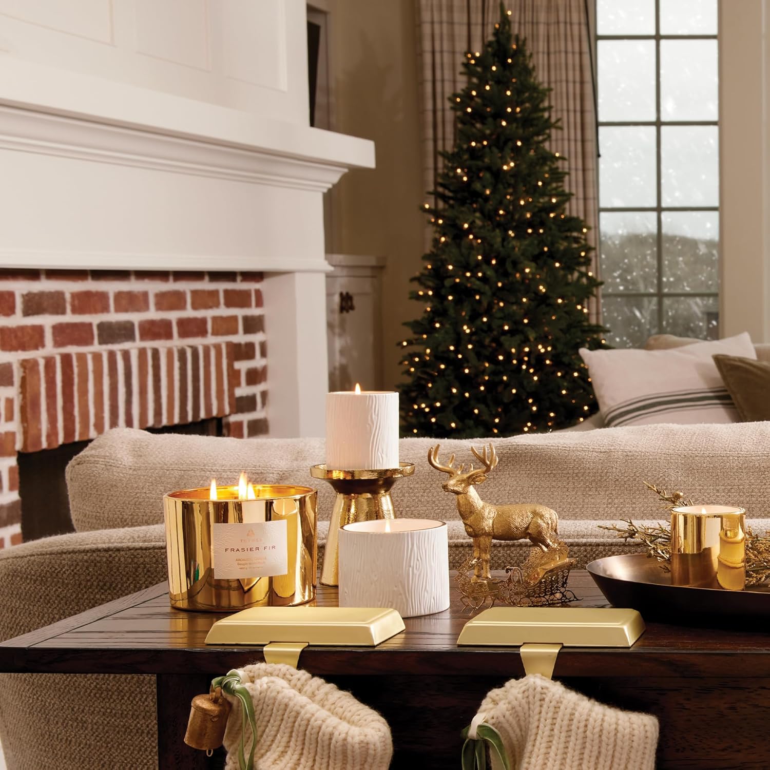 Thymes Frasier Fir Candle - Gilded Ceramic Medium Jar Candle - Scented Candle with a Luxury Home Fragrance - Elegant Holiday Candle - Single-Wick Candle - White Candle (11 oz)