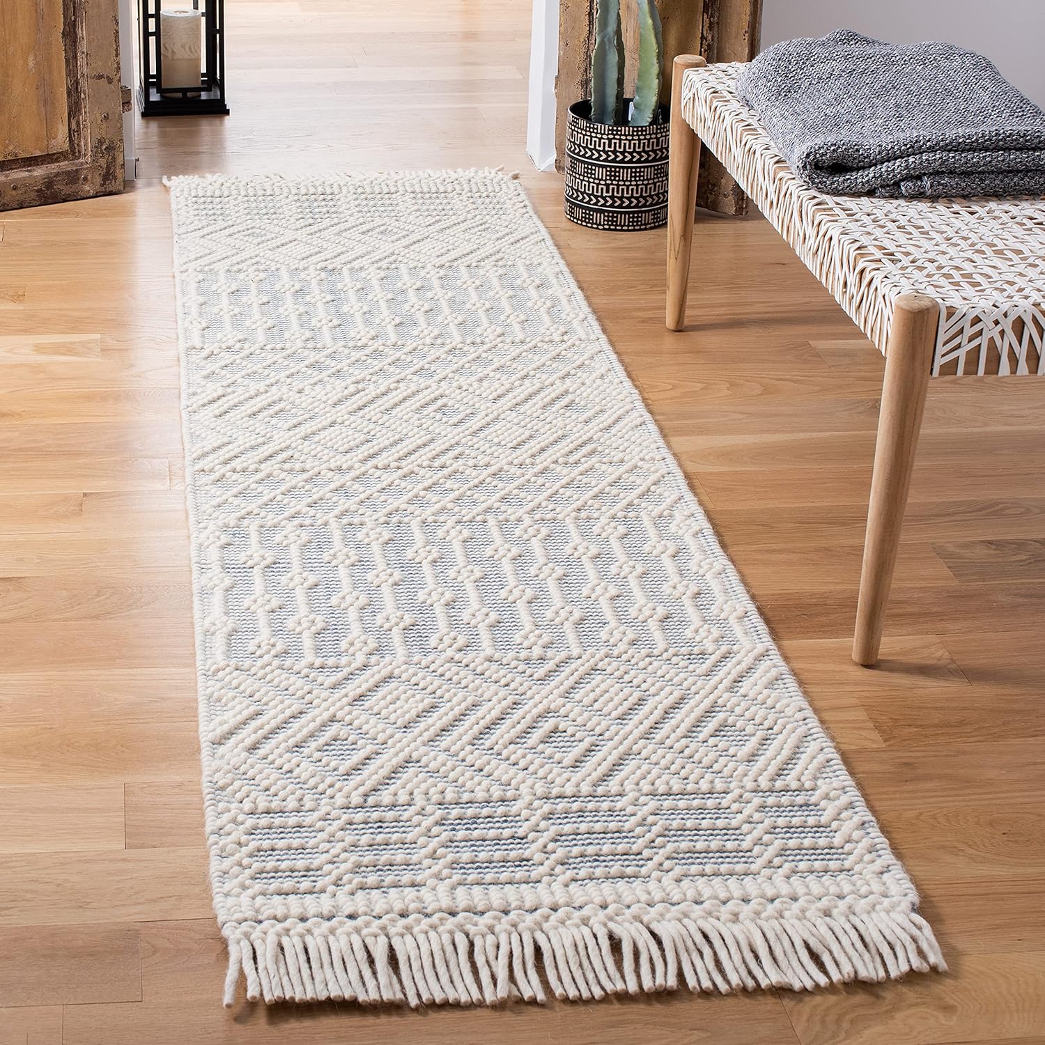 SAFAVIEH Natura Collection Runner Rug - 2'3