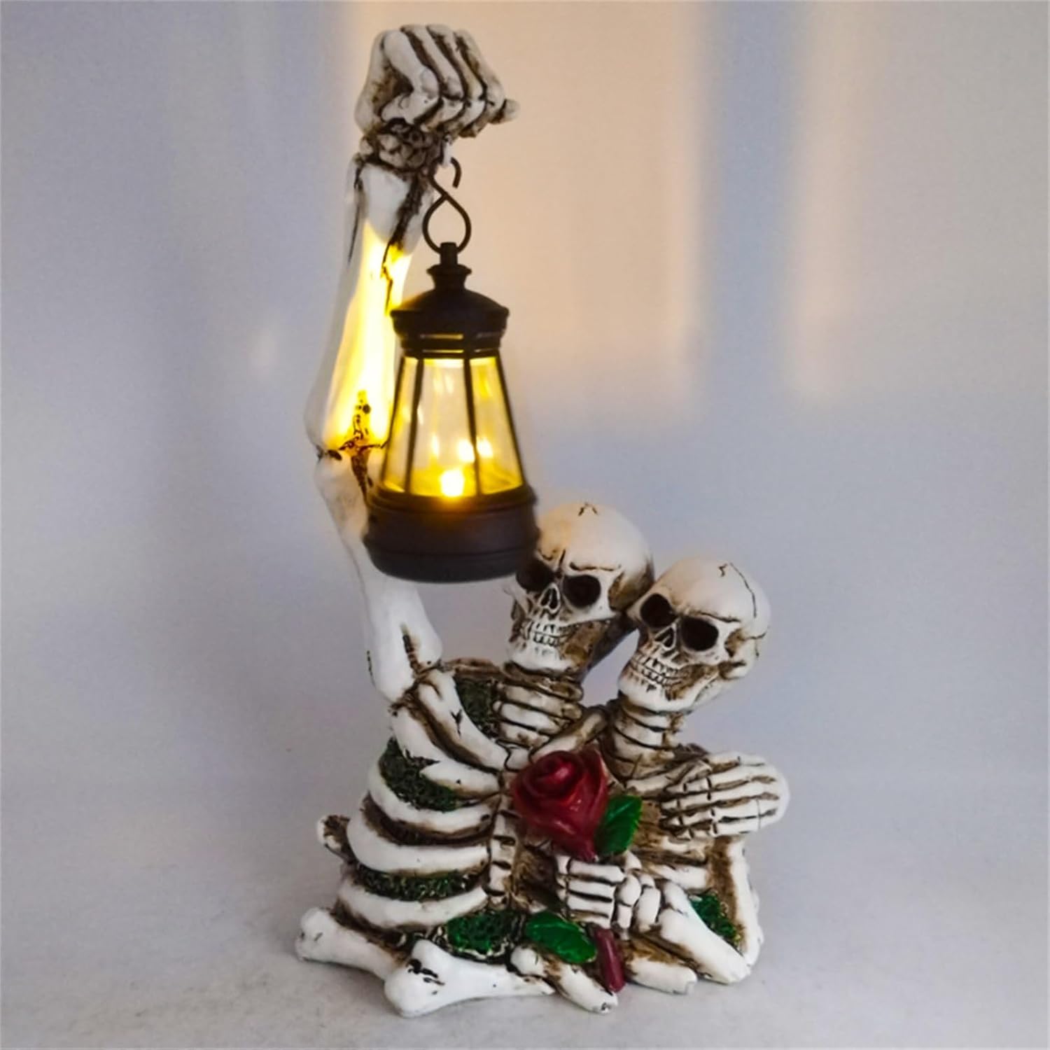 Solar Garden Skeleton Sculptures,Garden Skeleton Statue with Solar Lantern Outdoor Decor,Skeleton Couples Statue,Love Forever Skeleton Figurine for Outdoor Indoor Décor,Gothic Gift Idea Skeleton