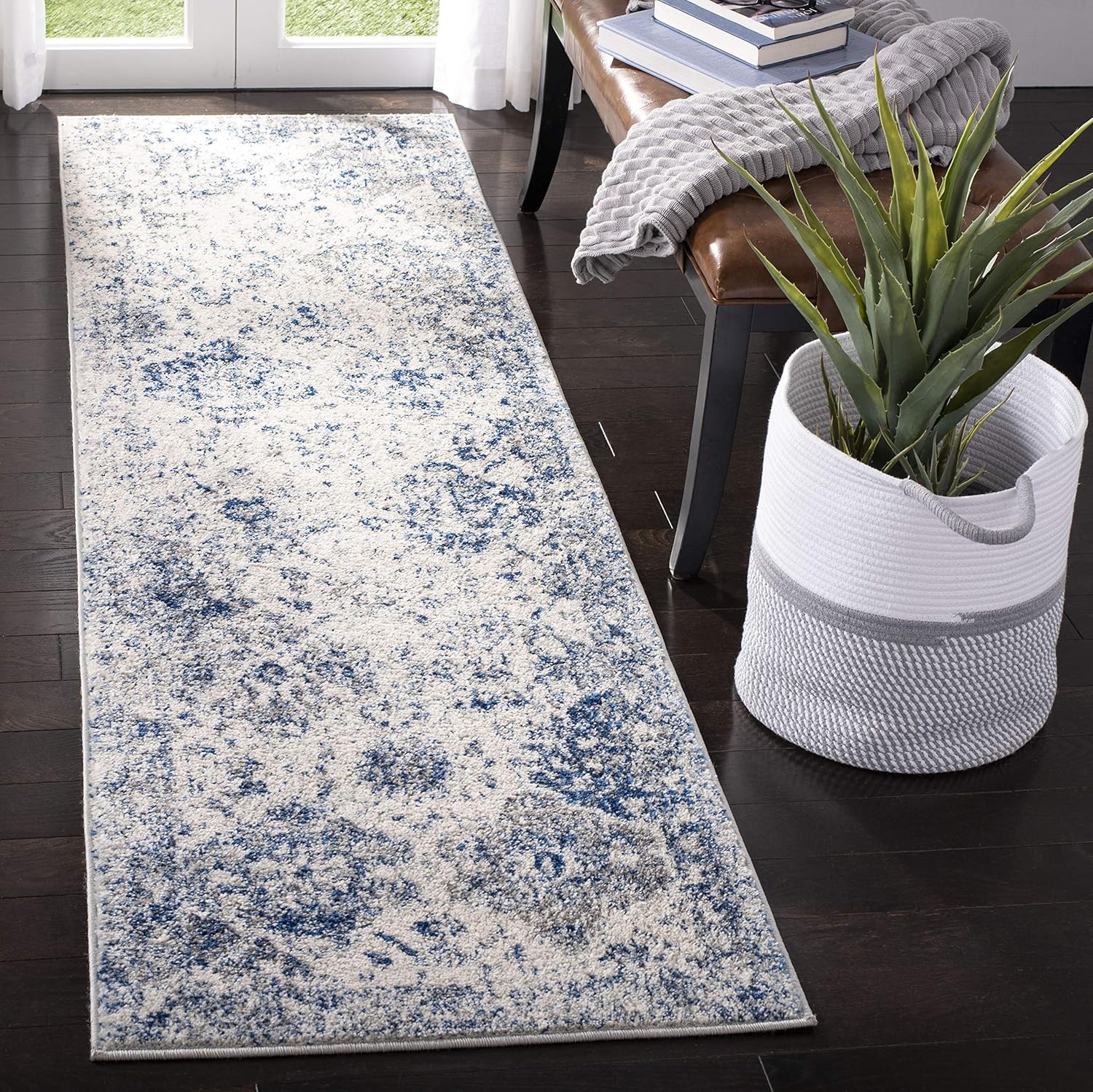SAFAVIEH Madison Collection Runner Rug - 2'3