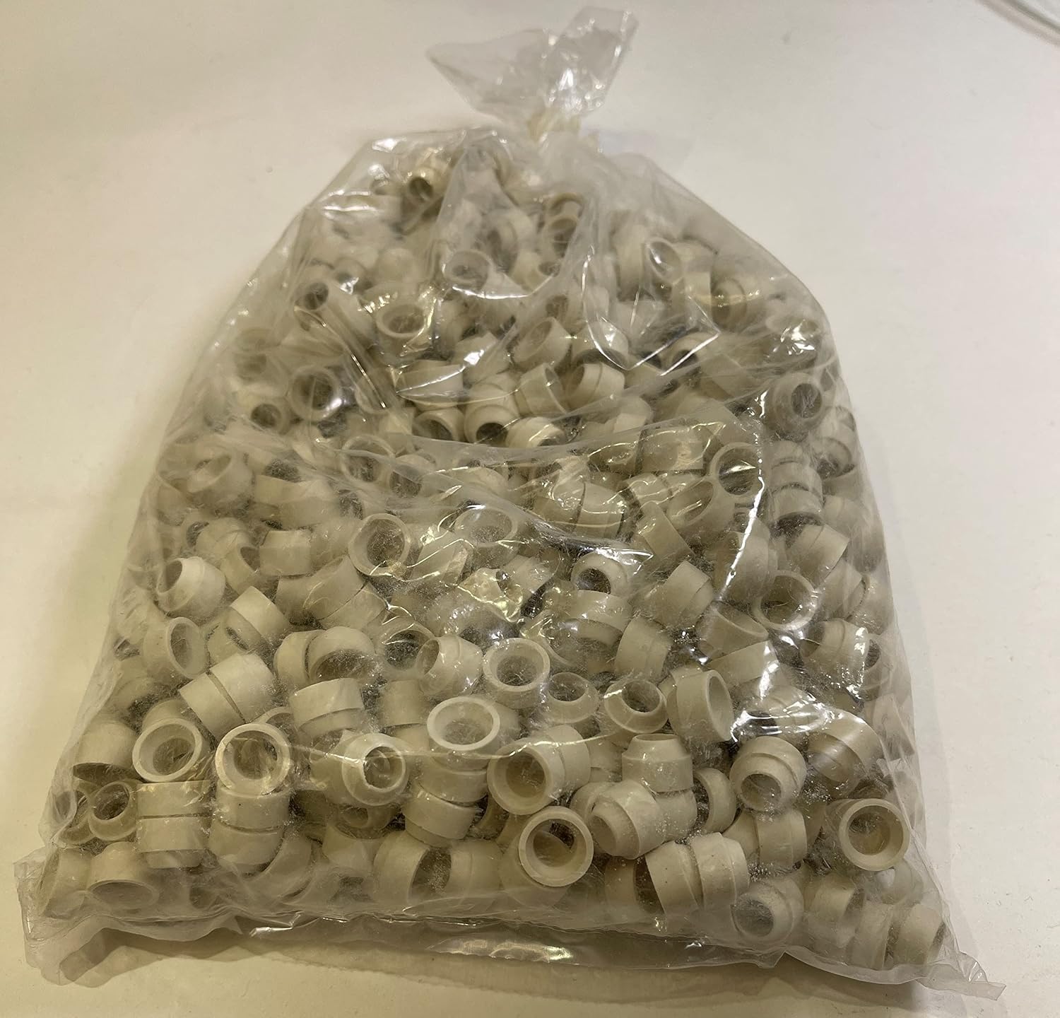 501600 Ceramic Beads (1 kg Bag)