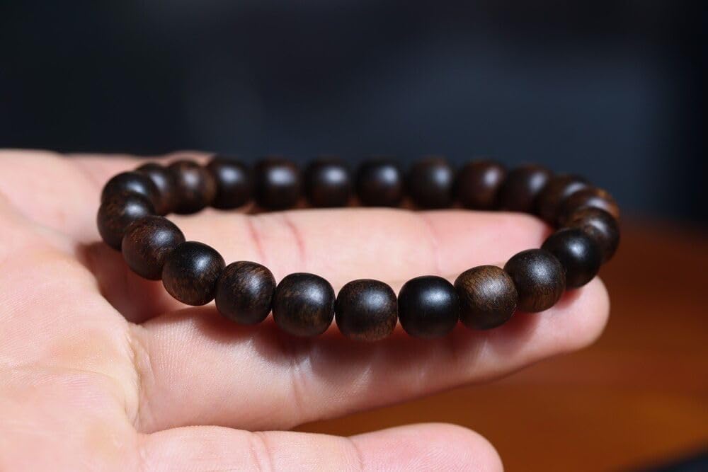 Agarwood Natural Darakan Agarwood submerged Grade Strings 8 * 8㎜ Buddha Beads Rosary Beads