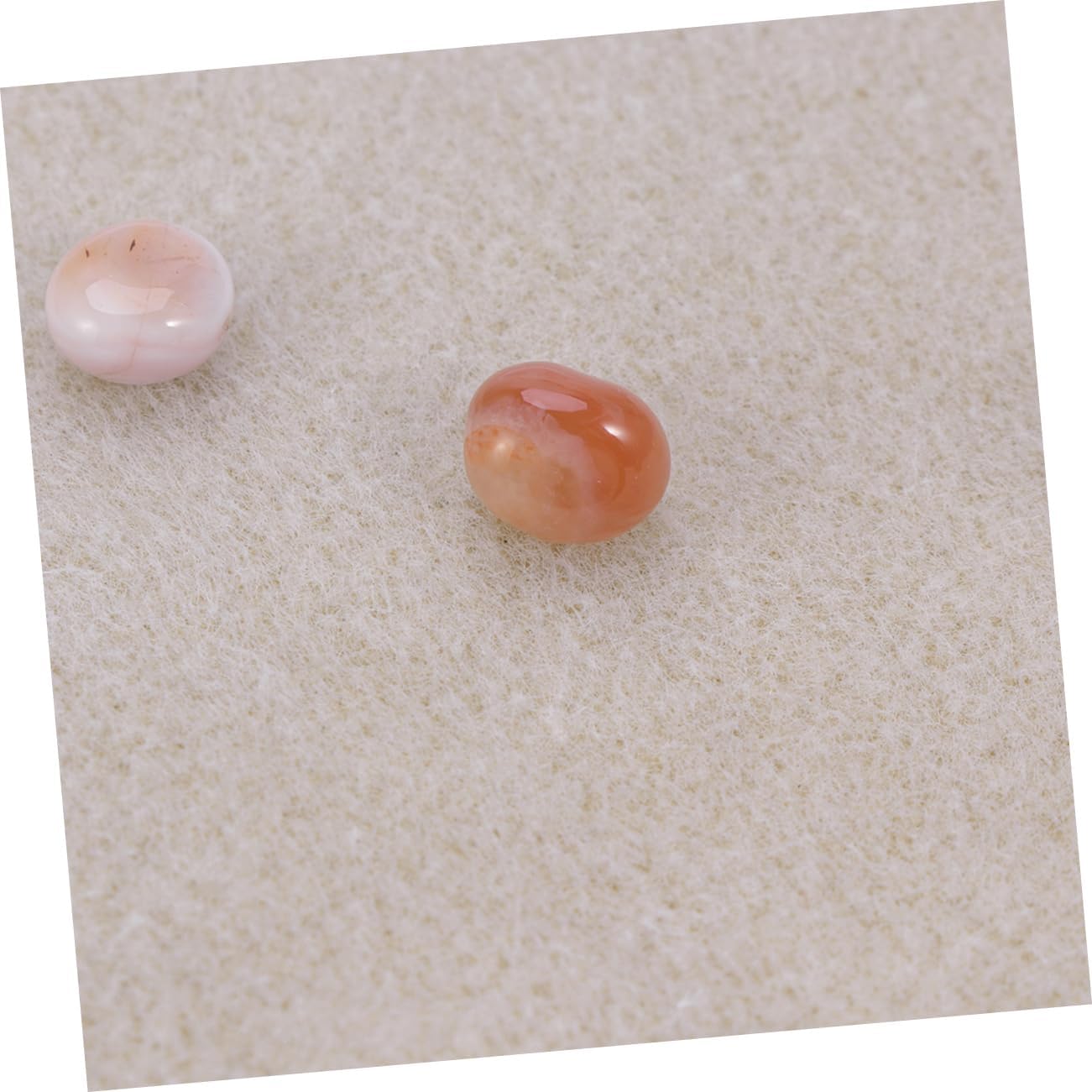 Lurrose 40pcs Non- Bead Mats for Jewelry Making Flocking Material Keeps Beads Place Cushioning for Comfortable Beading Random Colors